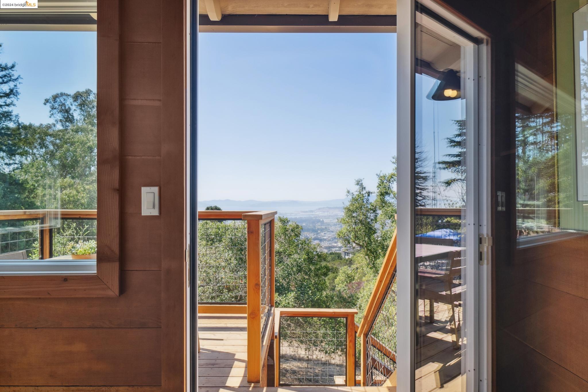 1305 Contra Costa Dr