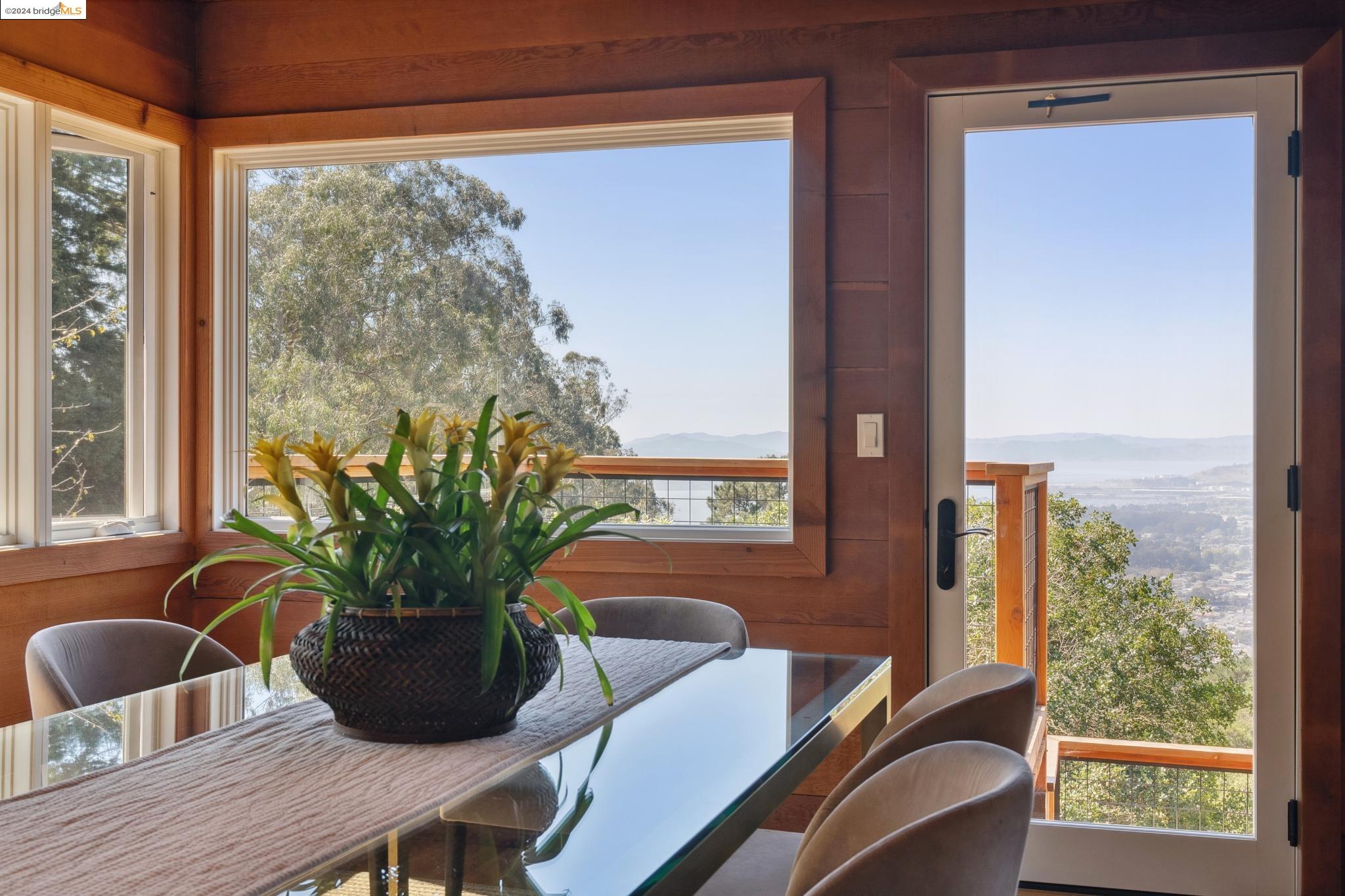 1305 Contra Costa Dr