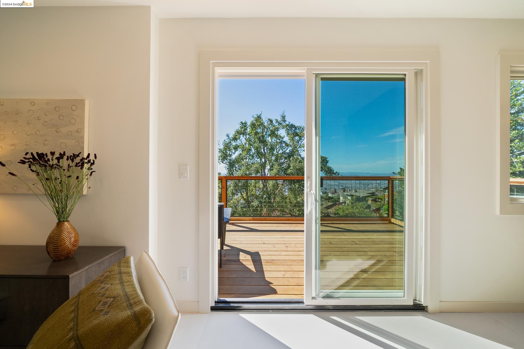 1305 Contra Costa Dr