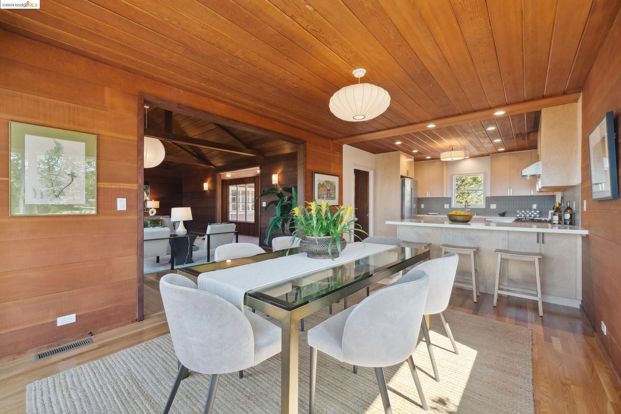 1305 Contra Costa Dr