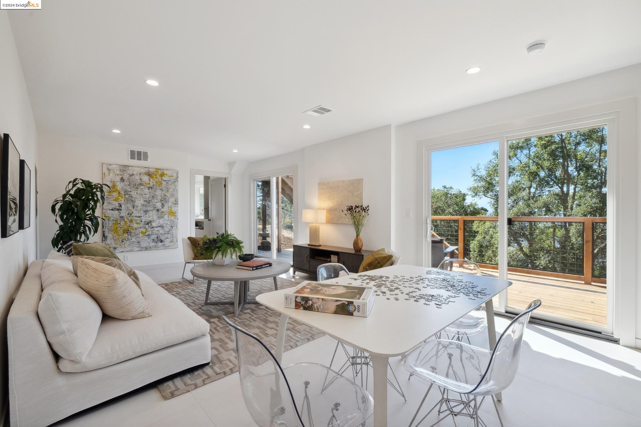 1305 Contra Costa Dr