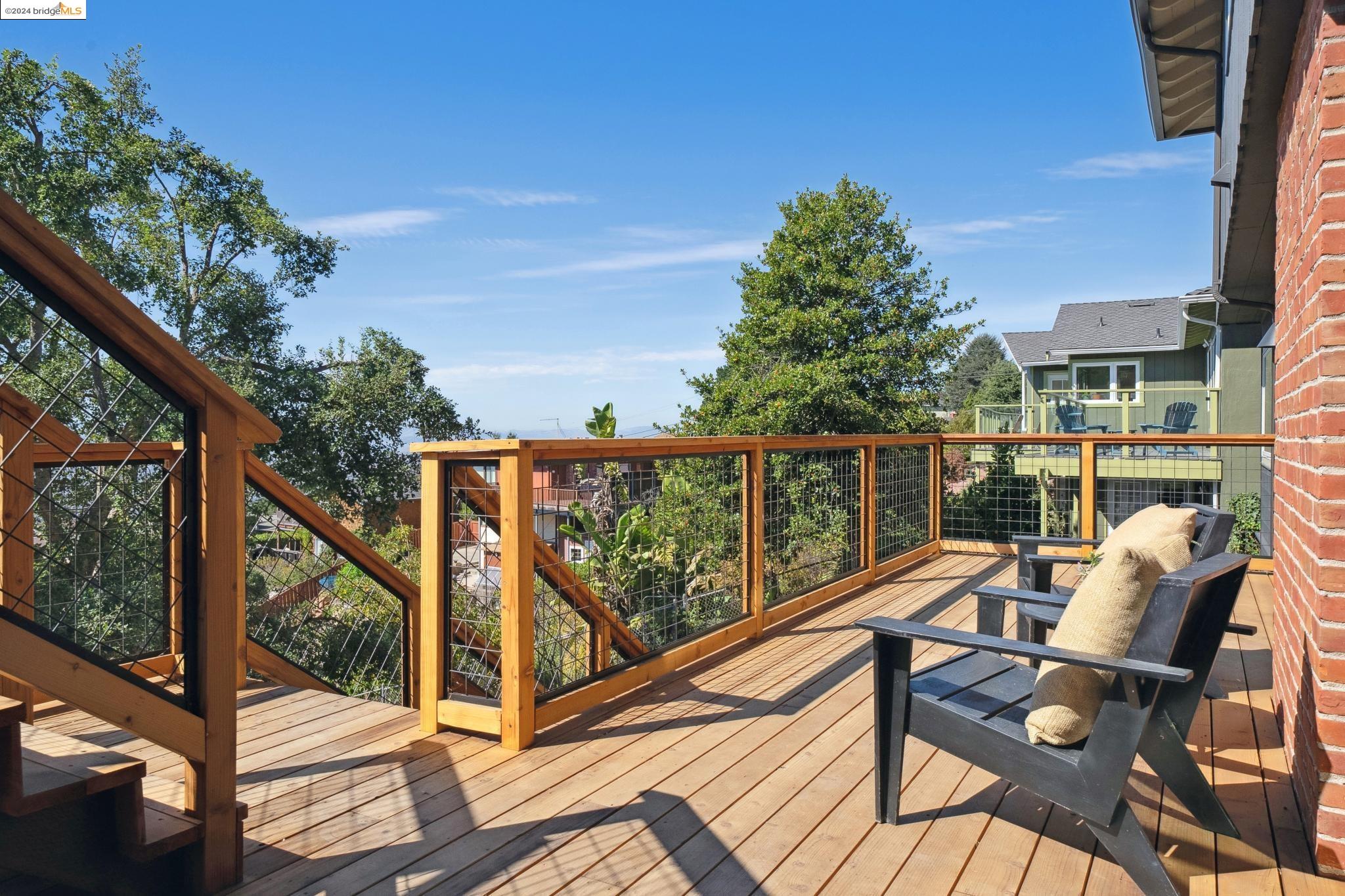 1305 Contra Costa Dr