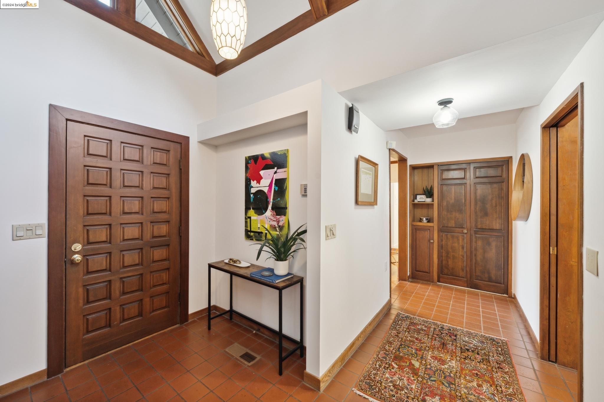 772 Colusa Ave