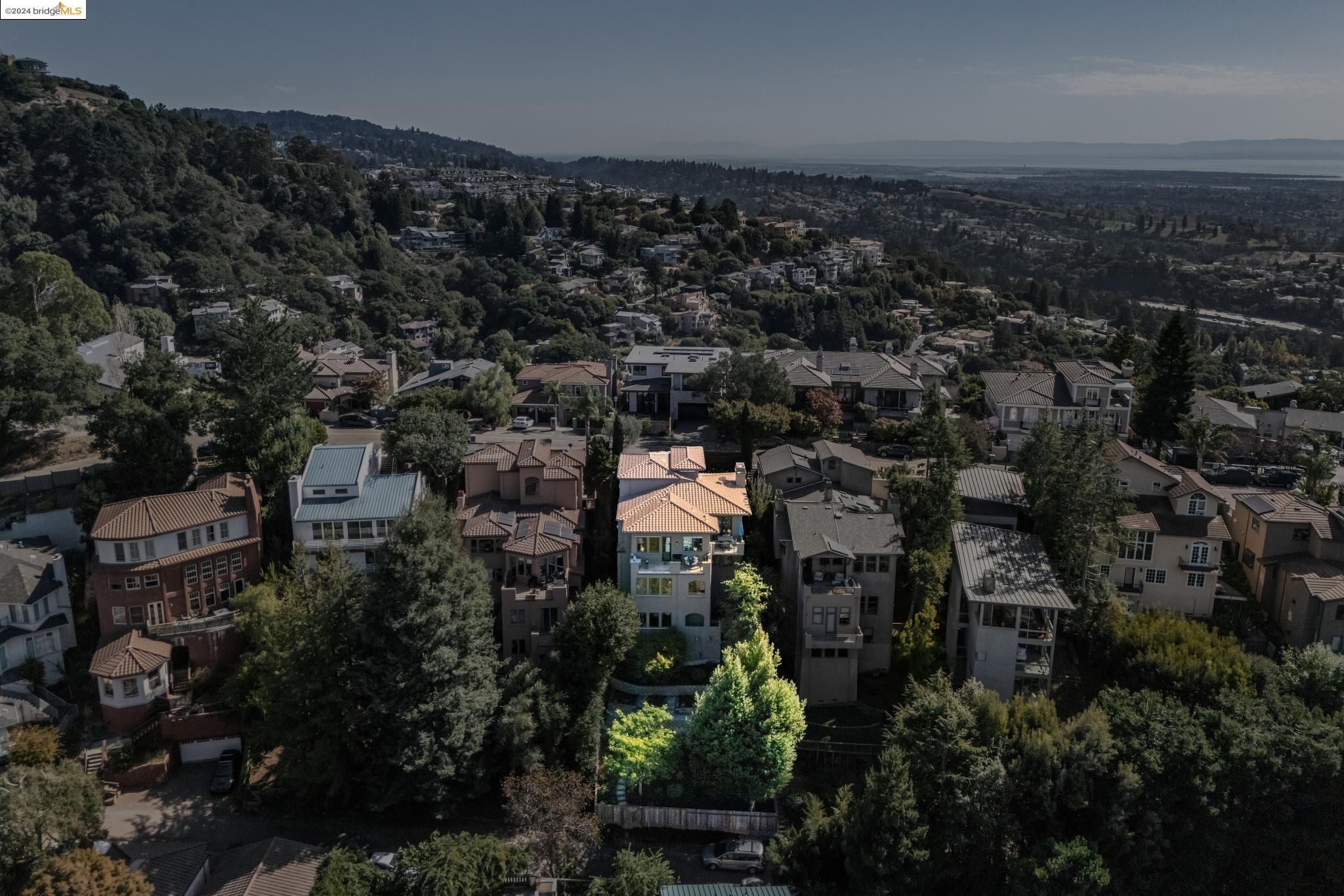 1033 Amito Dr