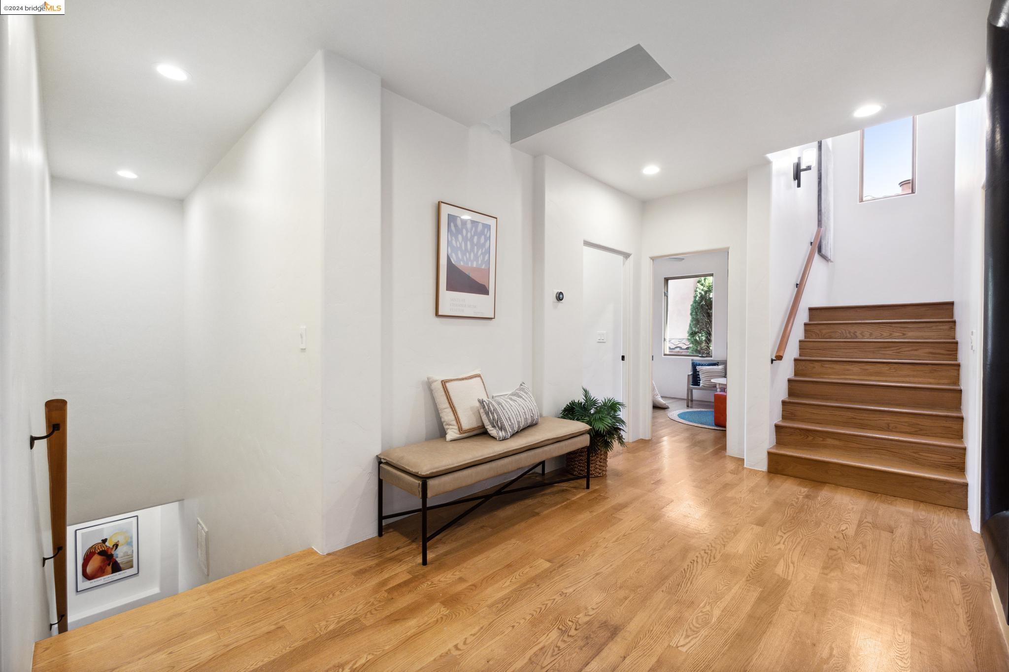 1033 Amito Dr