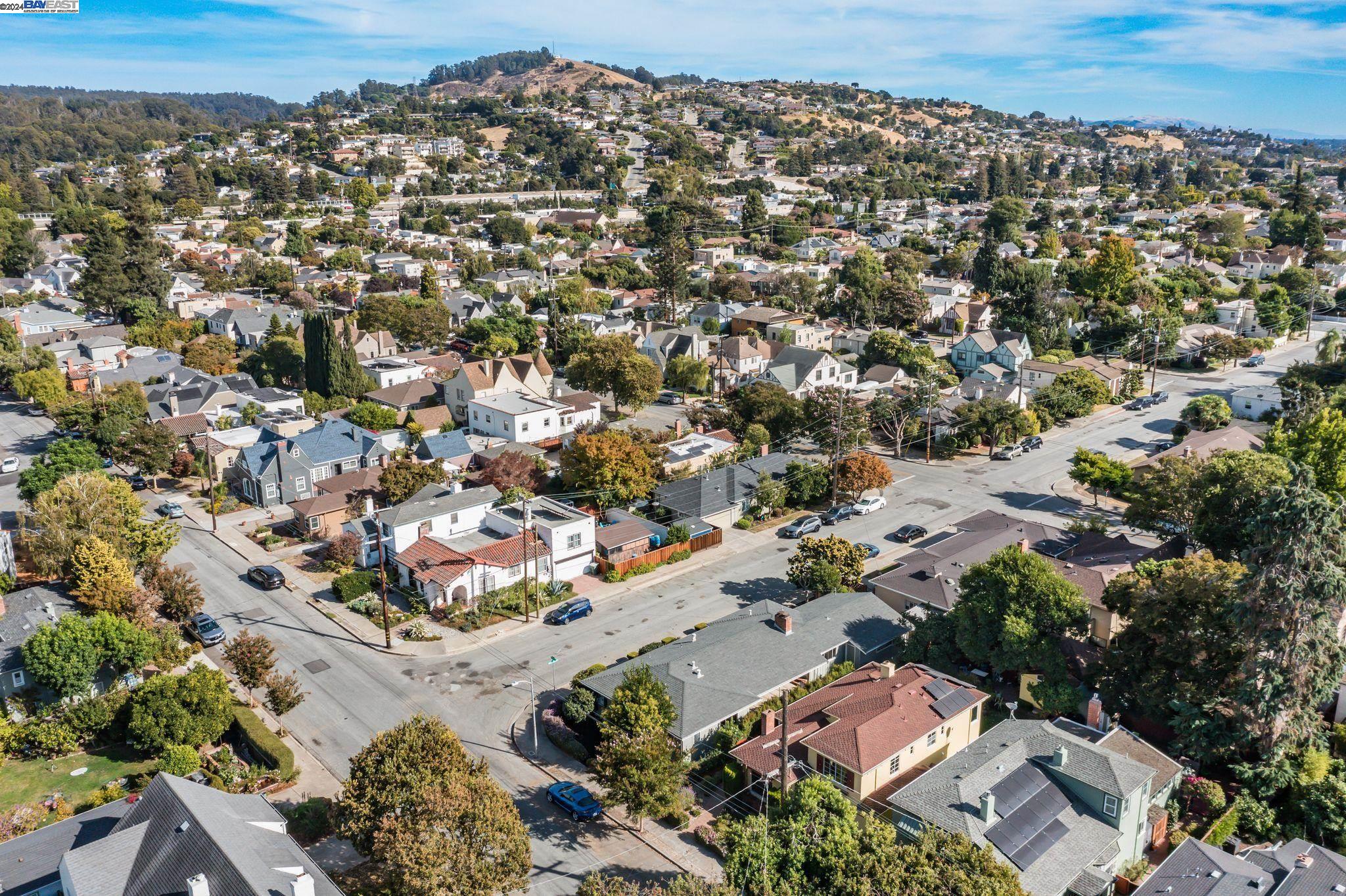 1013 San Rafael St