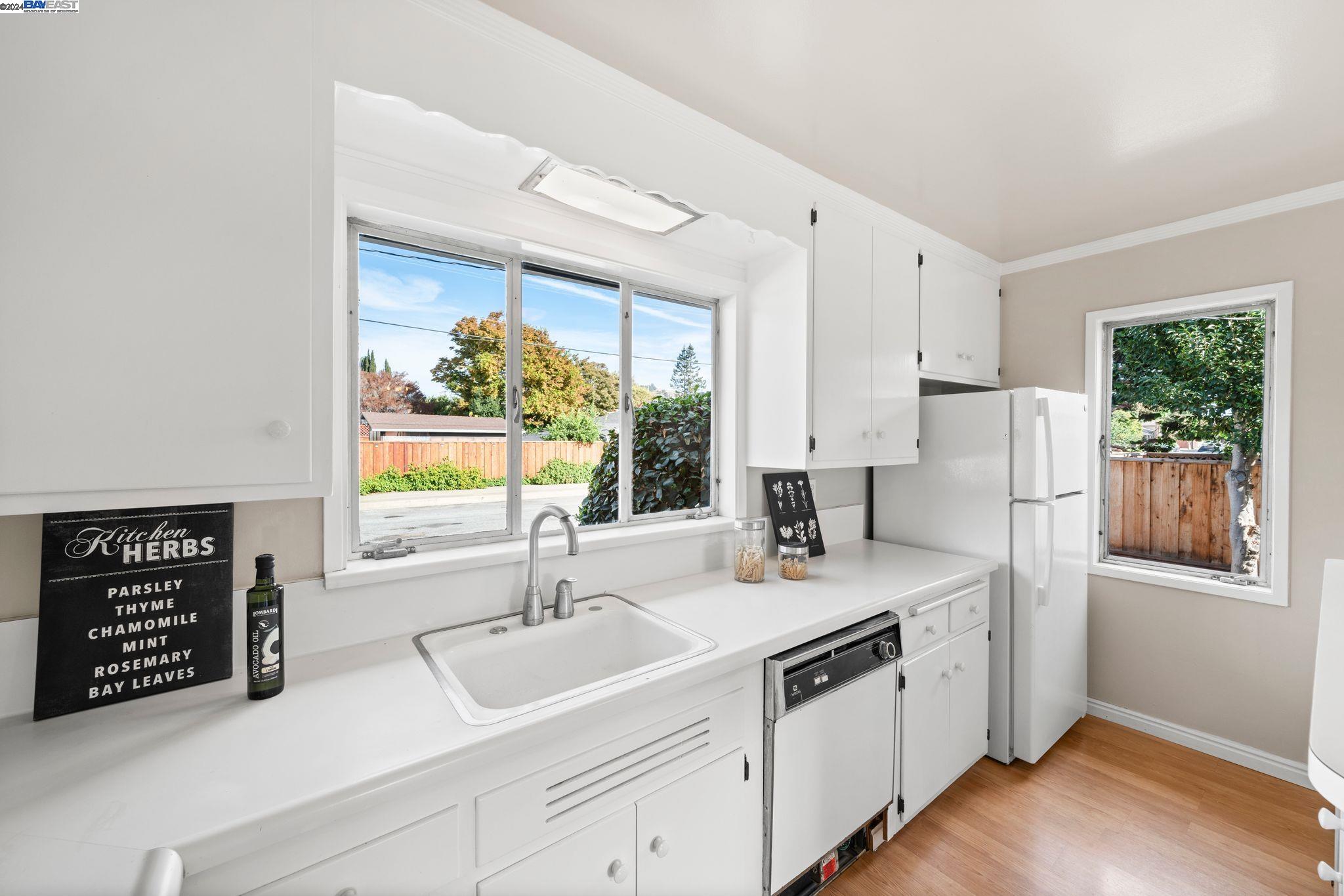 1013 San Rafael St