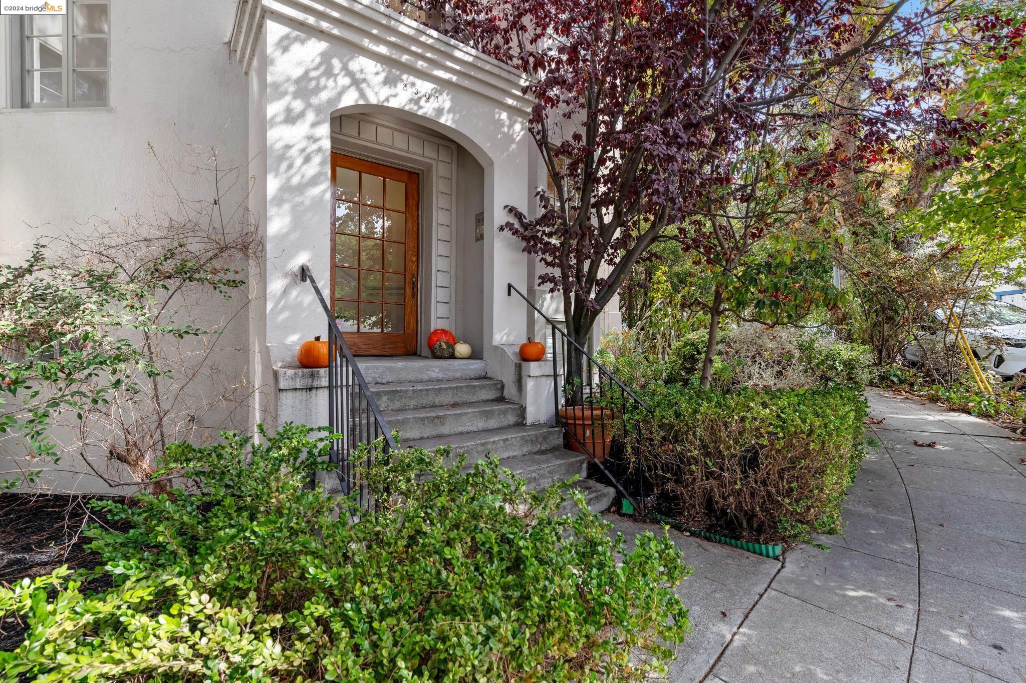 2301 Virginia St # 2