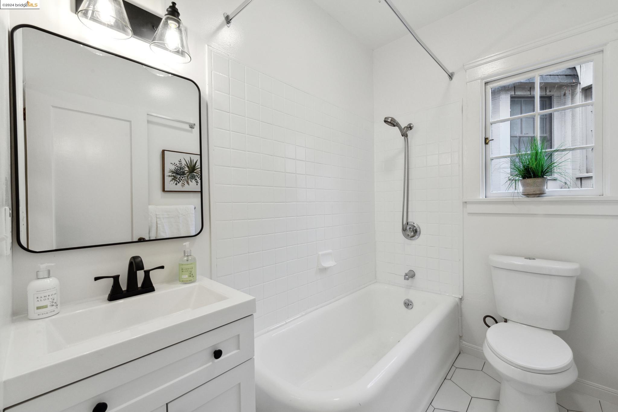 2301 Virginia St # 2