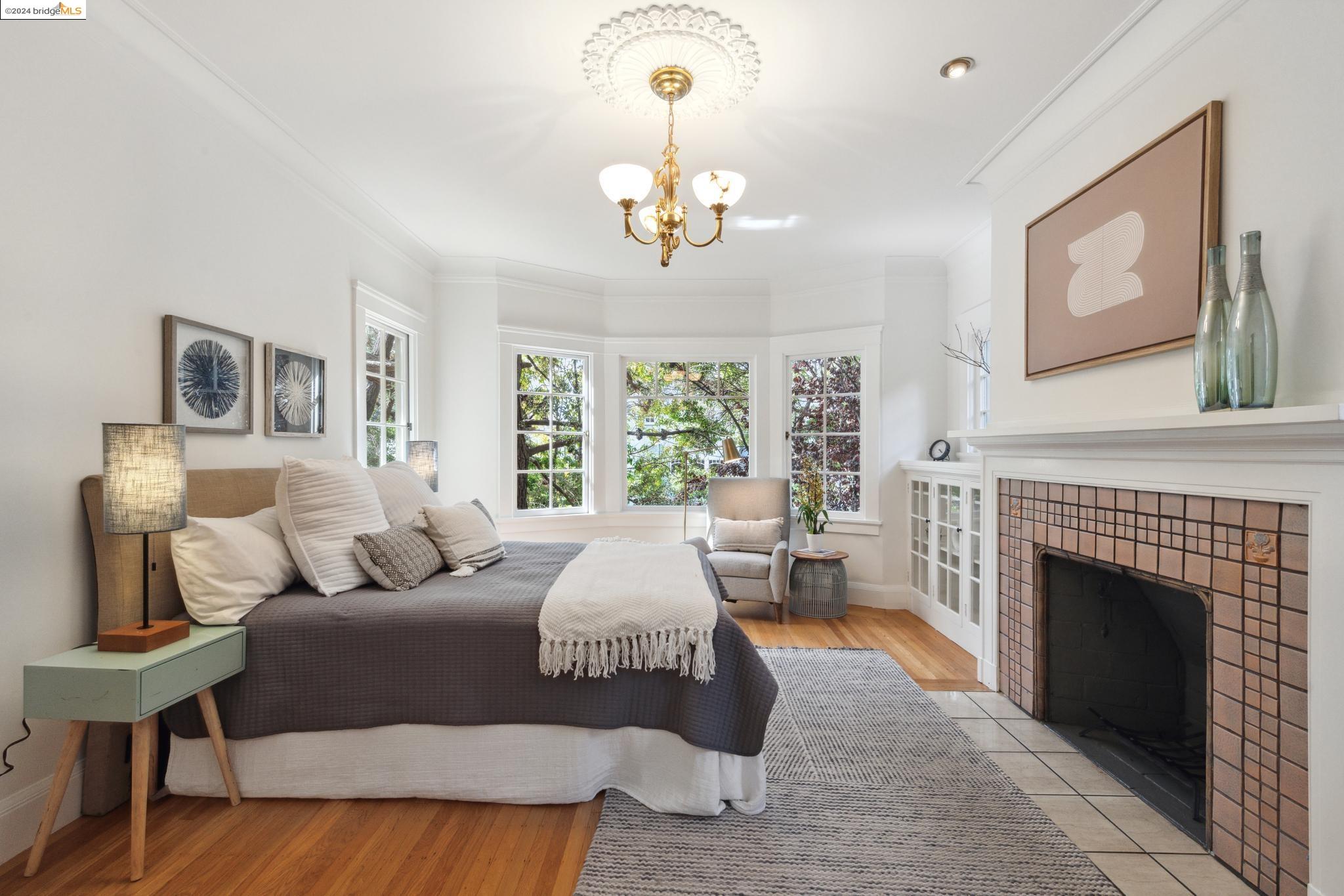 2301 Virginia St # 2