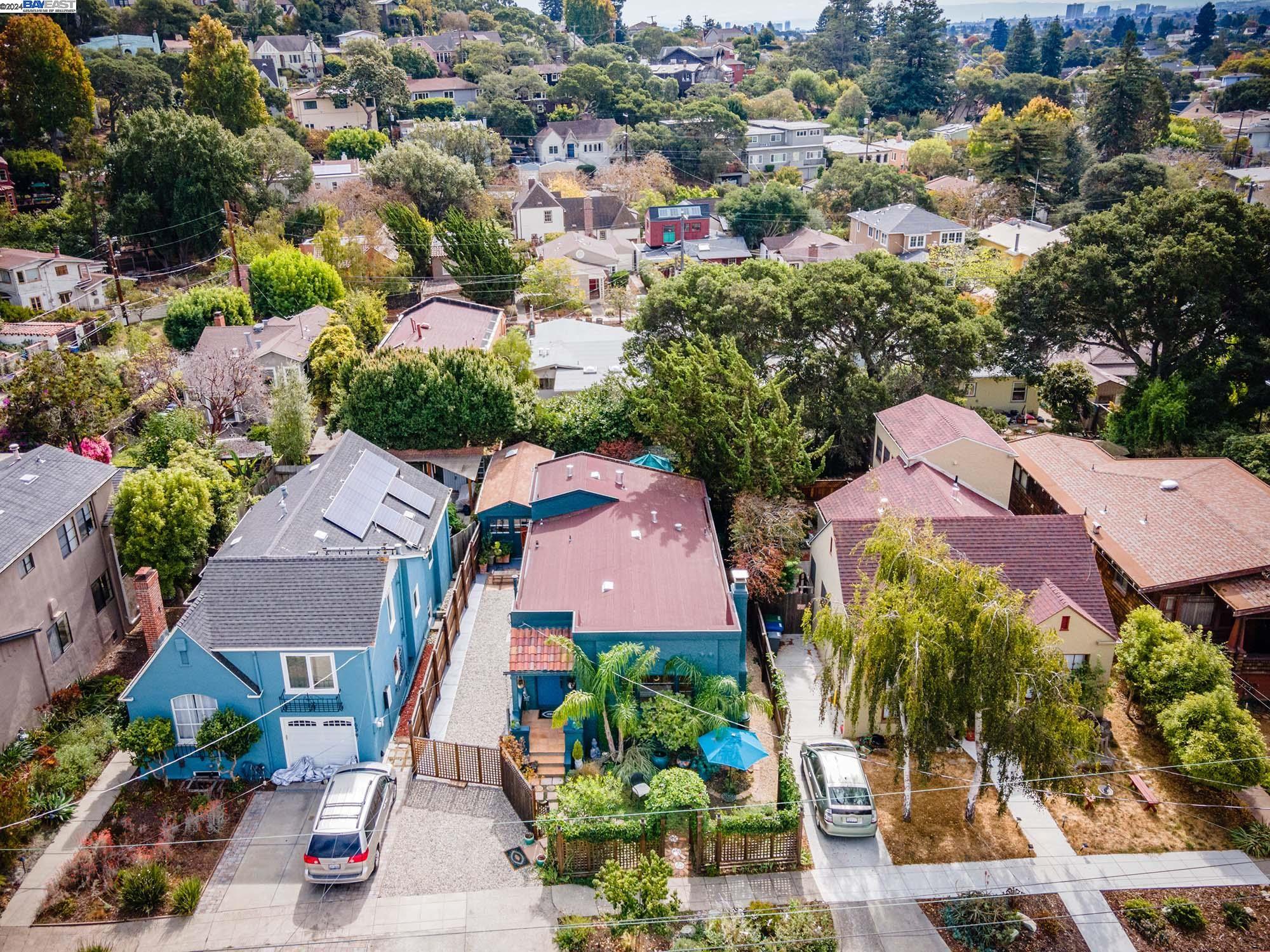 1652 Oak View Avenue