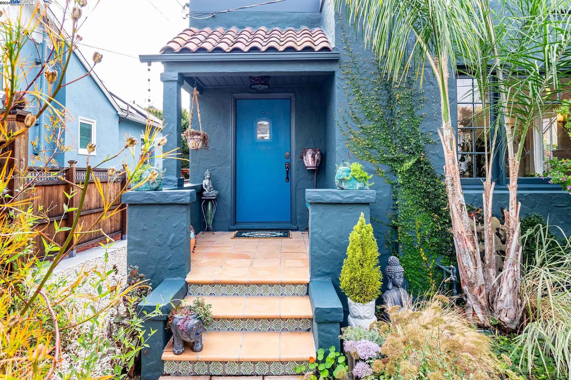 1652 Oak View Avenue