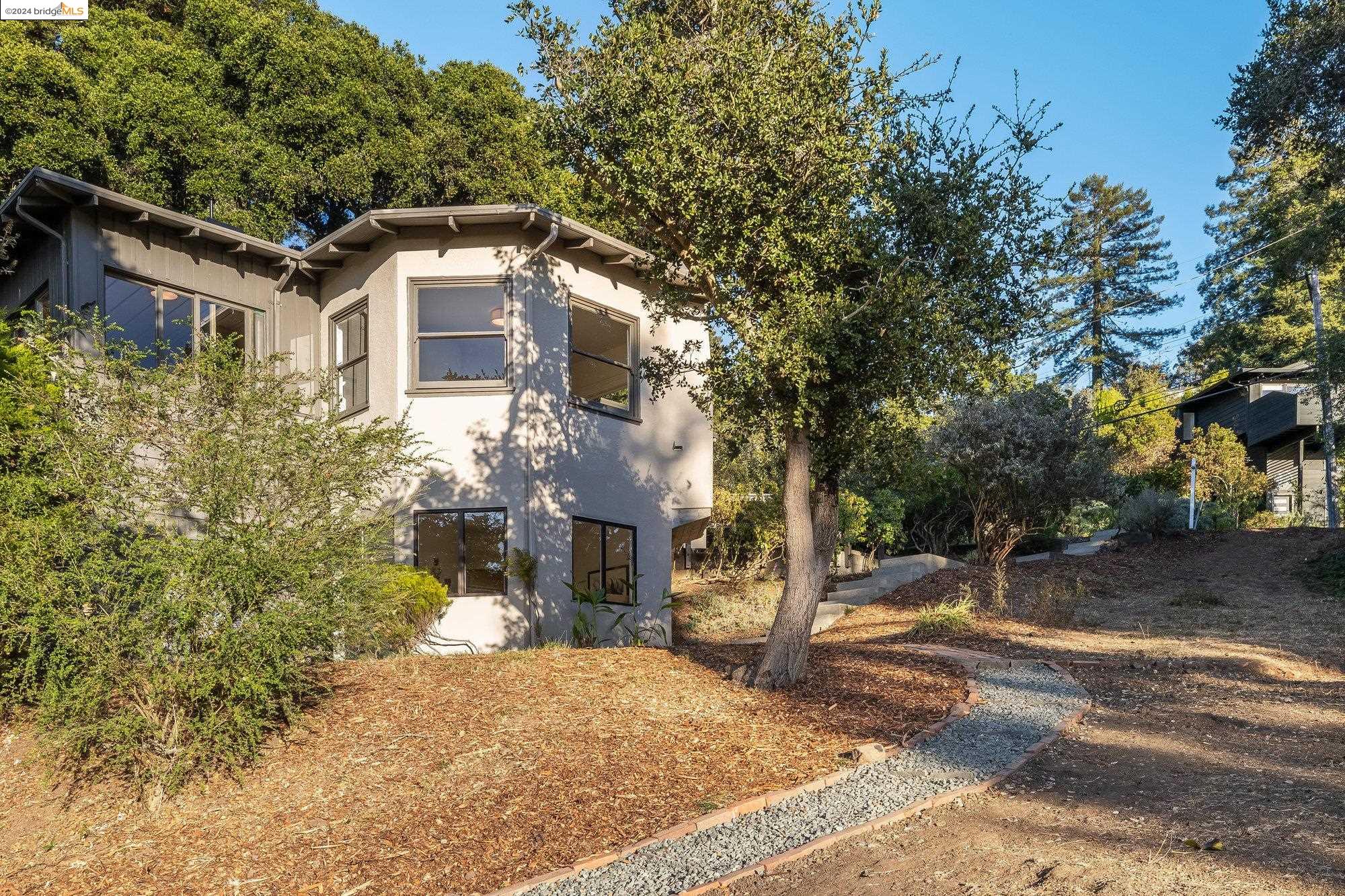 2785 Shasta Rd