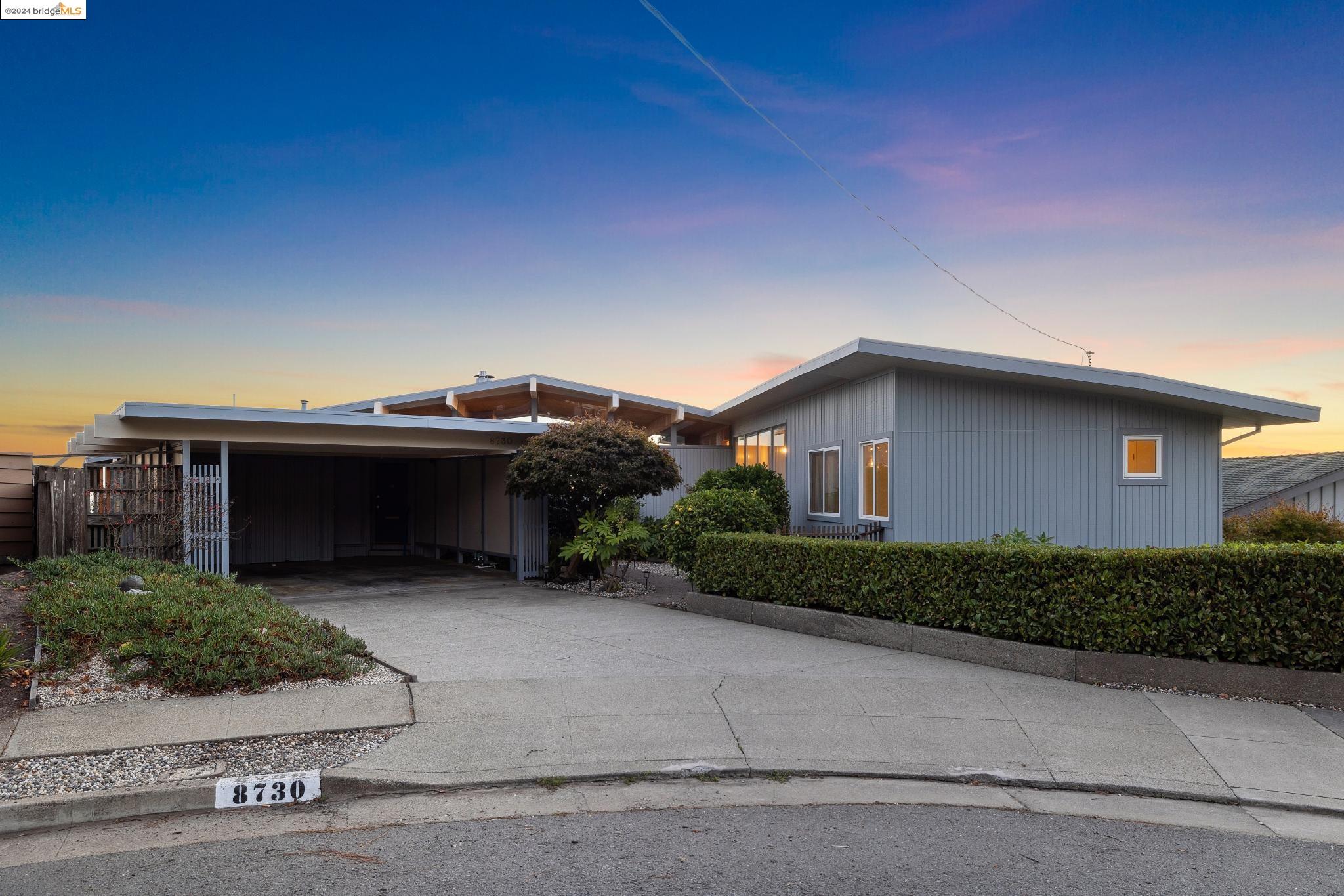 8730 Don Carol Dr