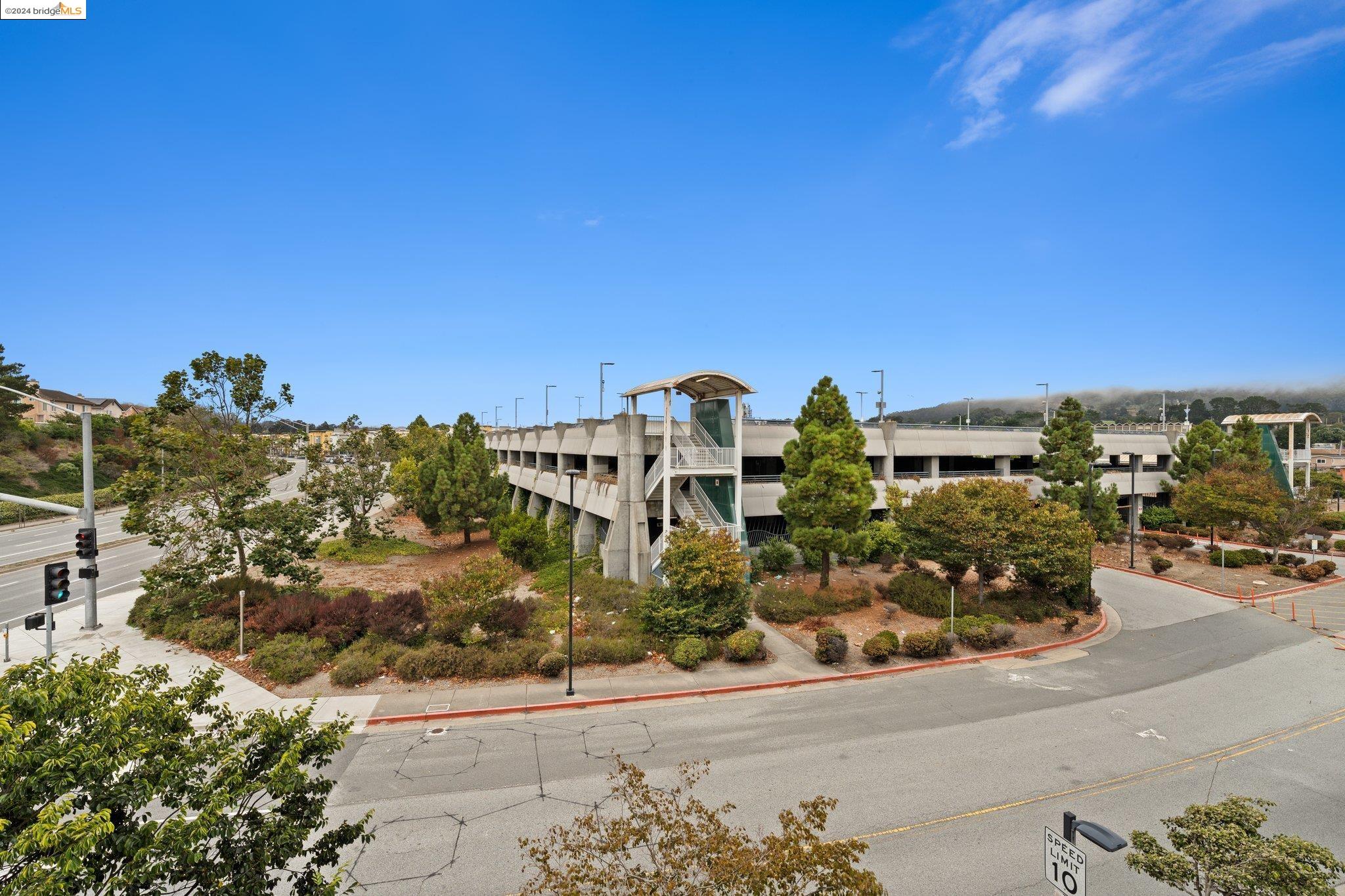 1488 El Camino Real # 302