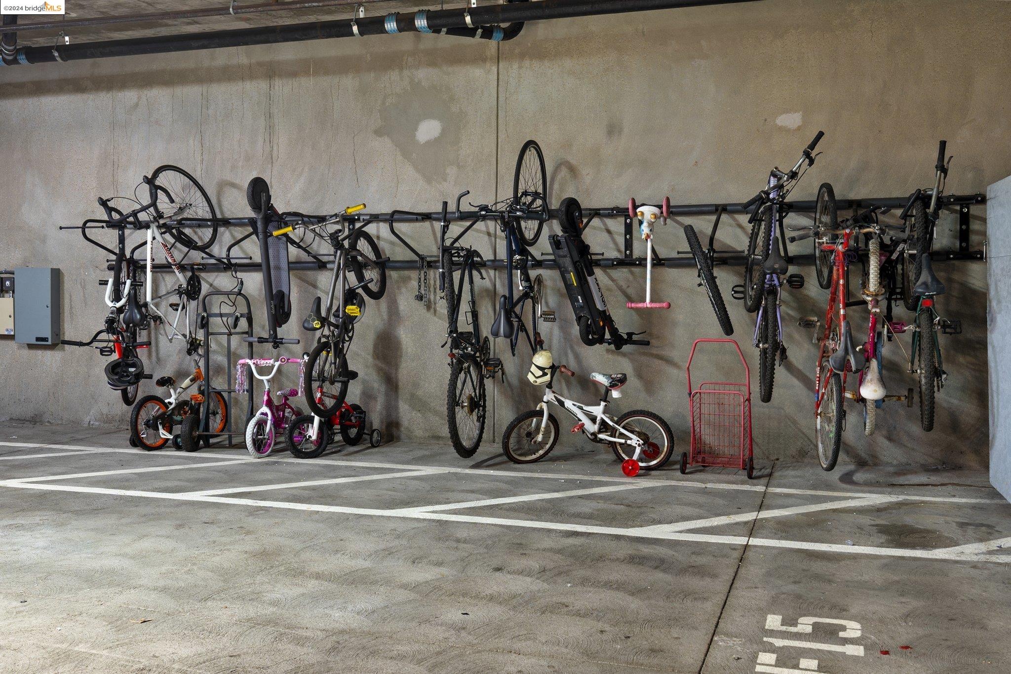 1488 El Camino Real # 302