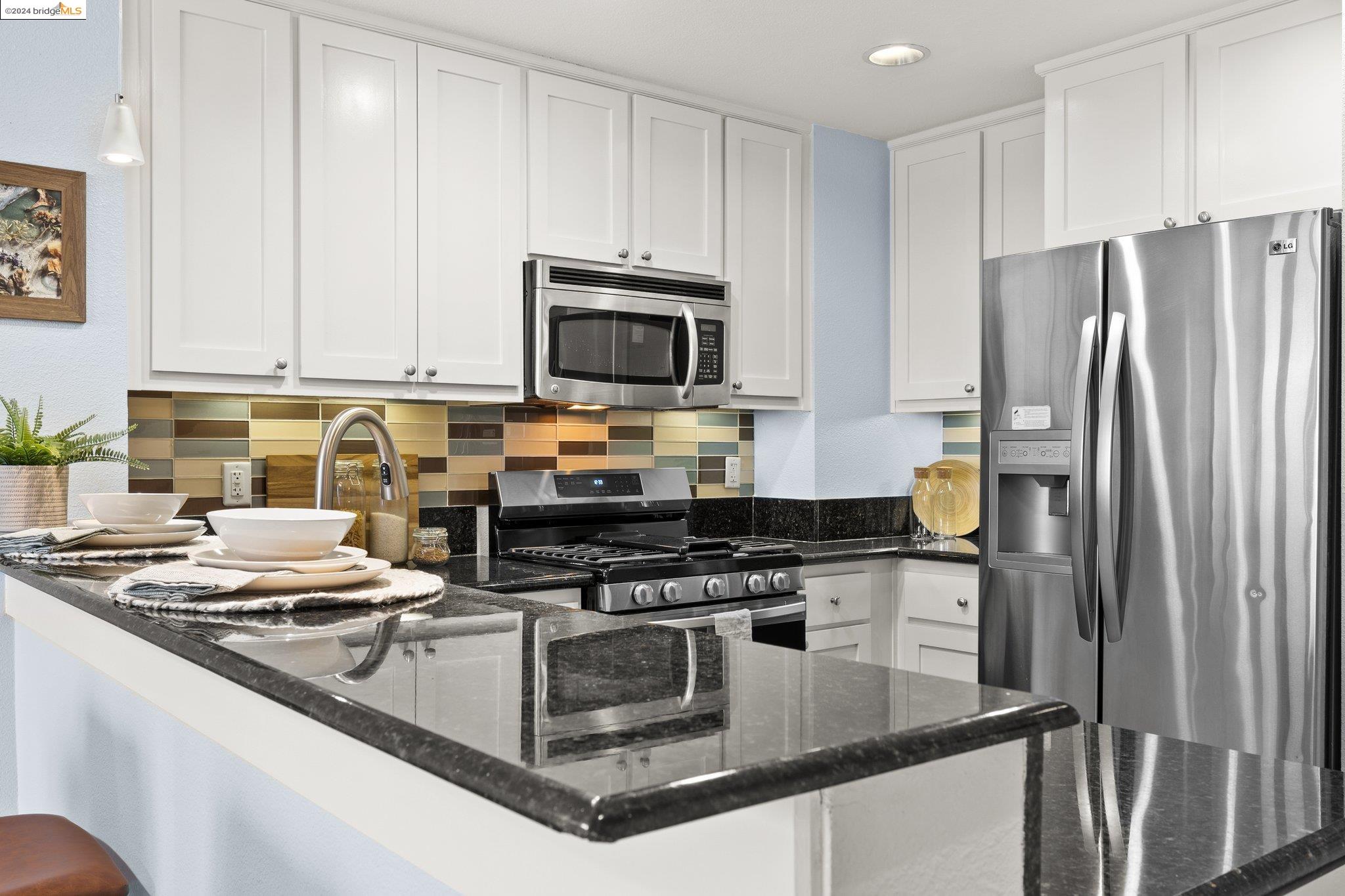 1488 El Camino Real # 302