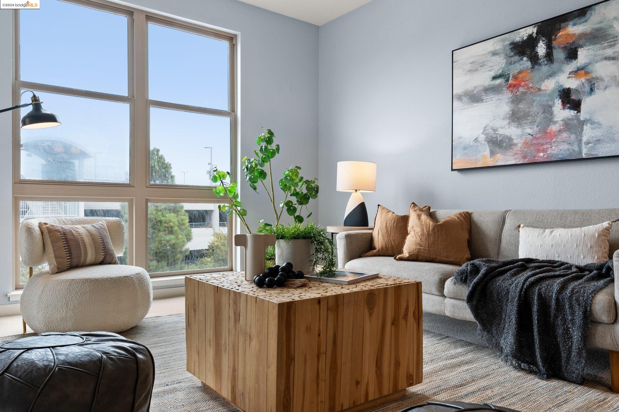 1488 El Camino Real # 302