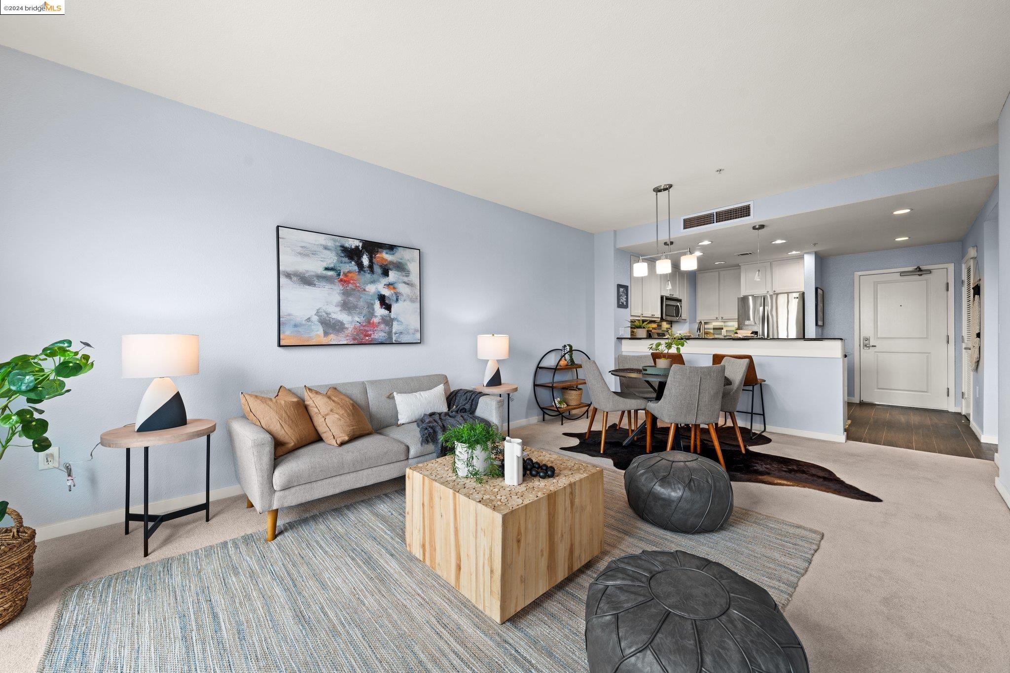 1488 El Camino Real # 302