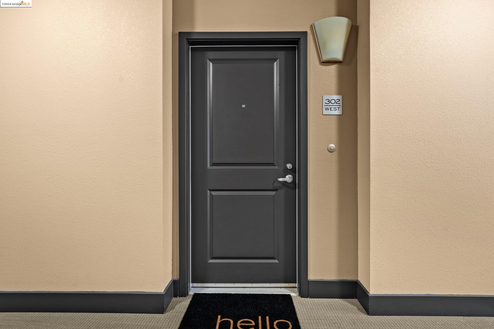 1488 El Camino Real # 302