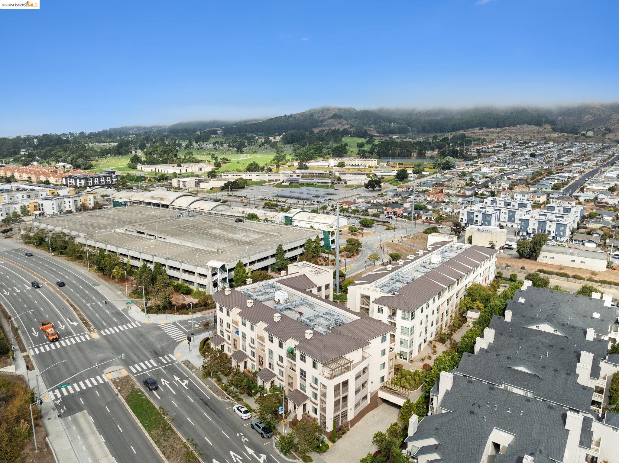 1488 El Camino Real # 302