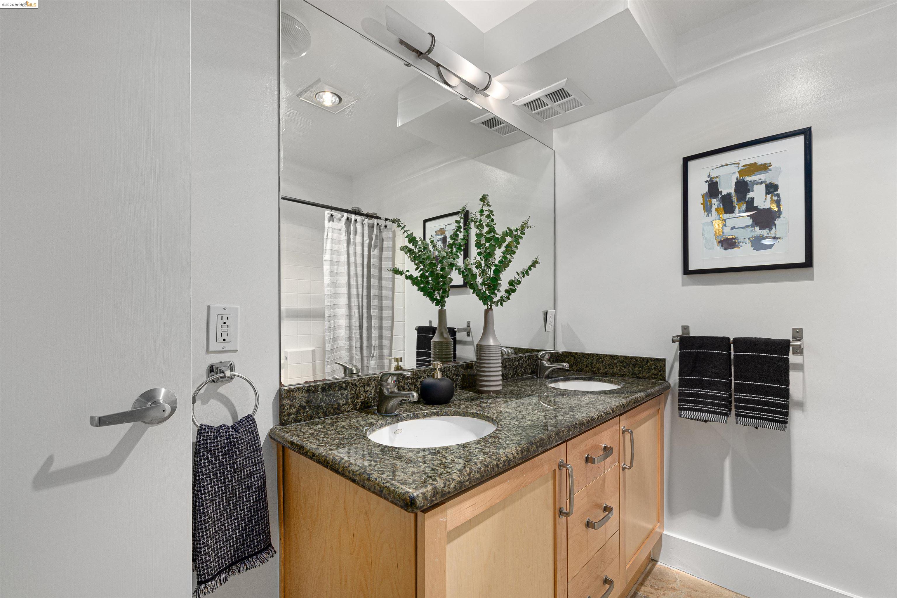 4811 Telegraph Ave # 508