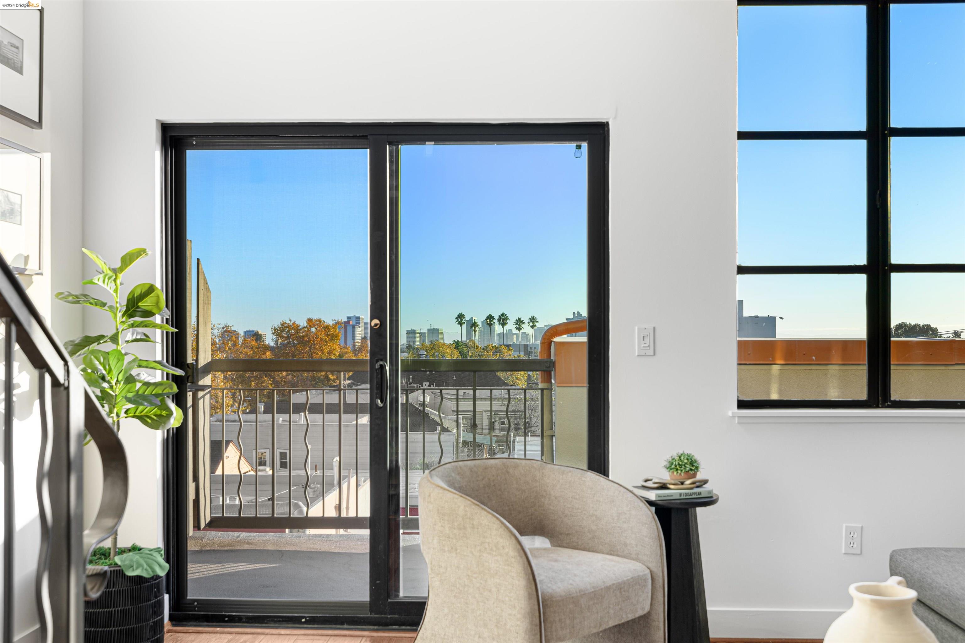 4811 Telegraph Ave # 508