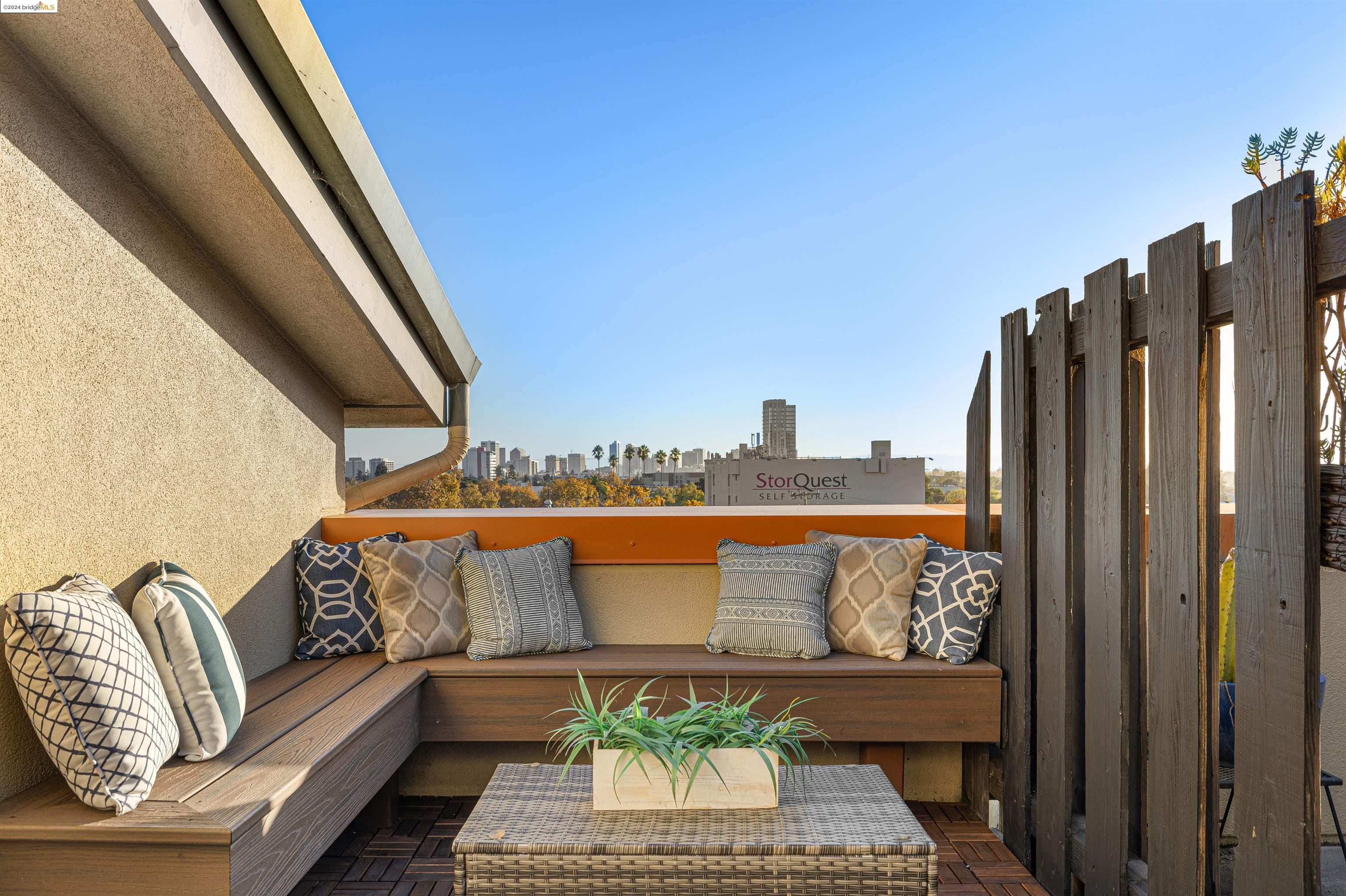 4811 Telegraph Ave # 508