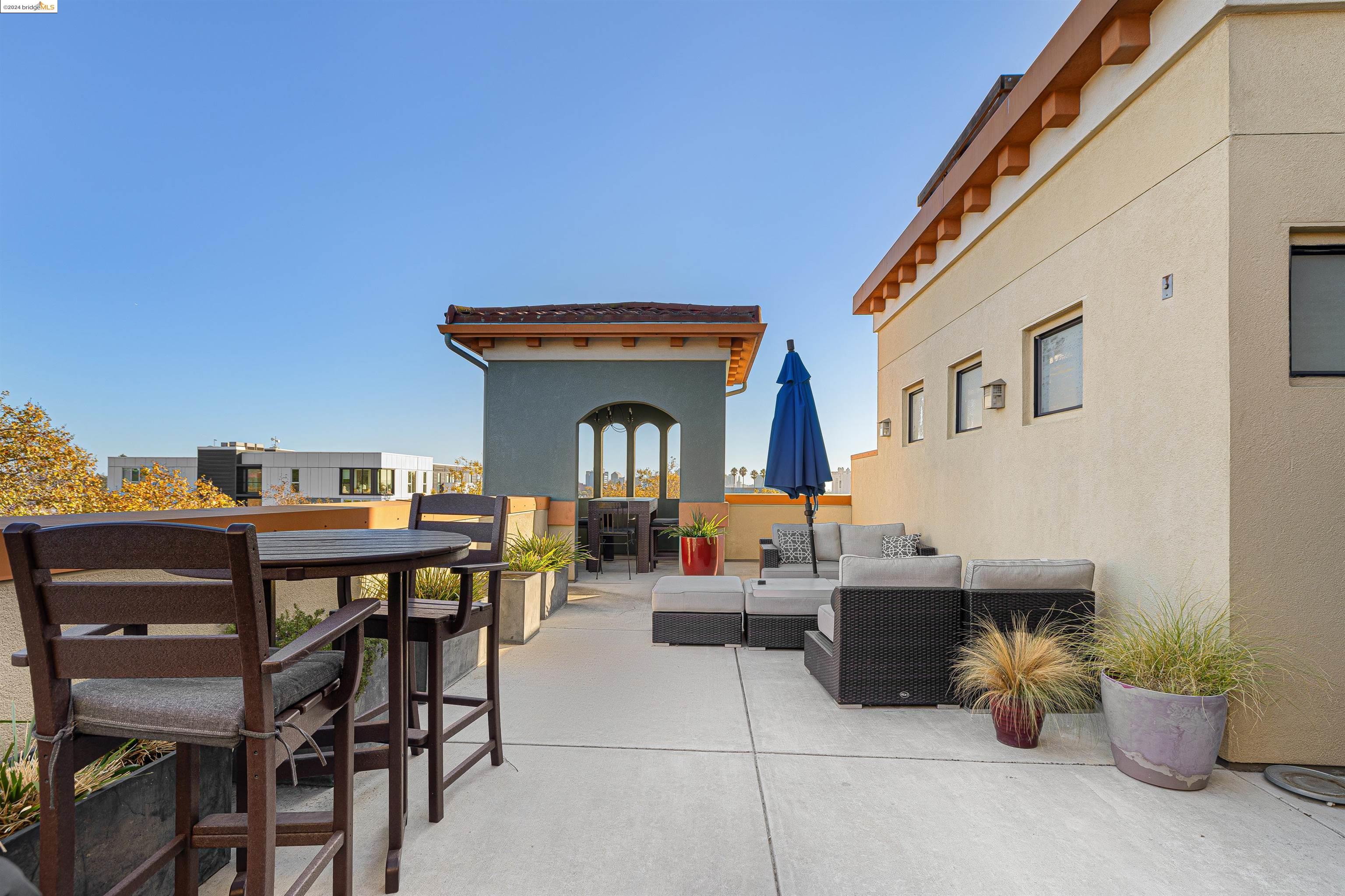 4811 Telegraph Ave # 508