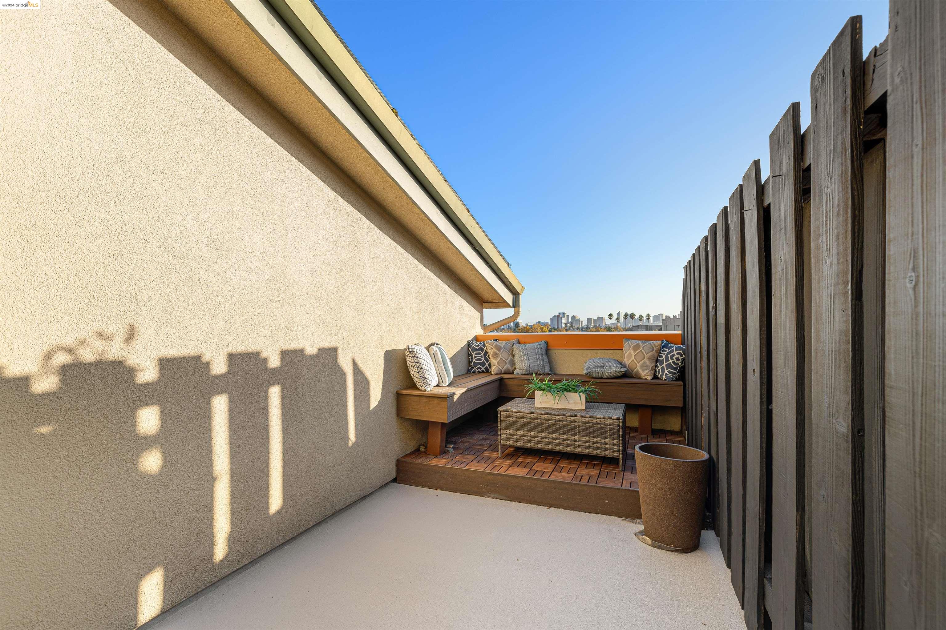 4811 Telegraph Ave # 508