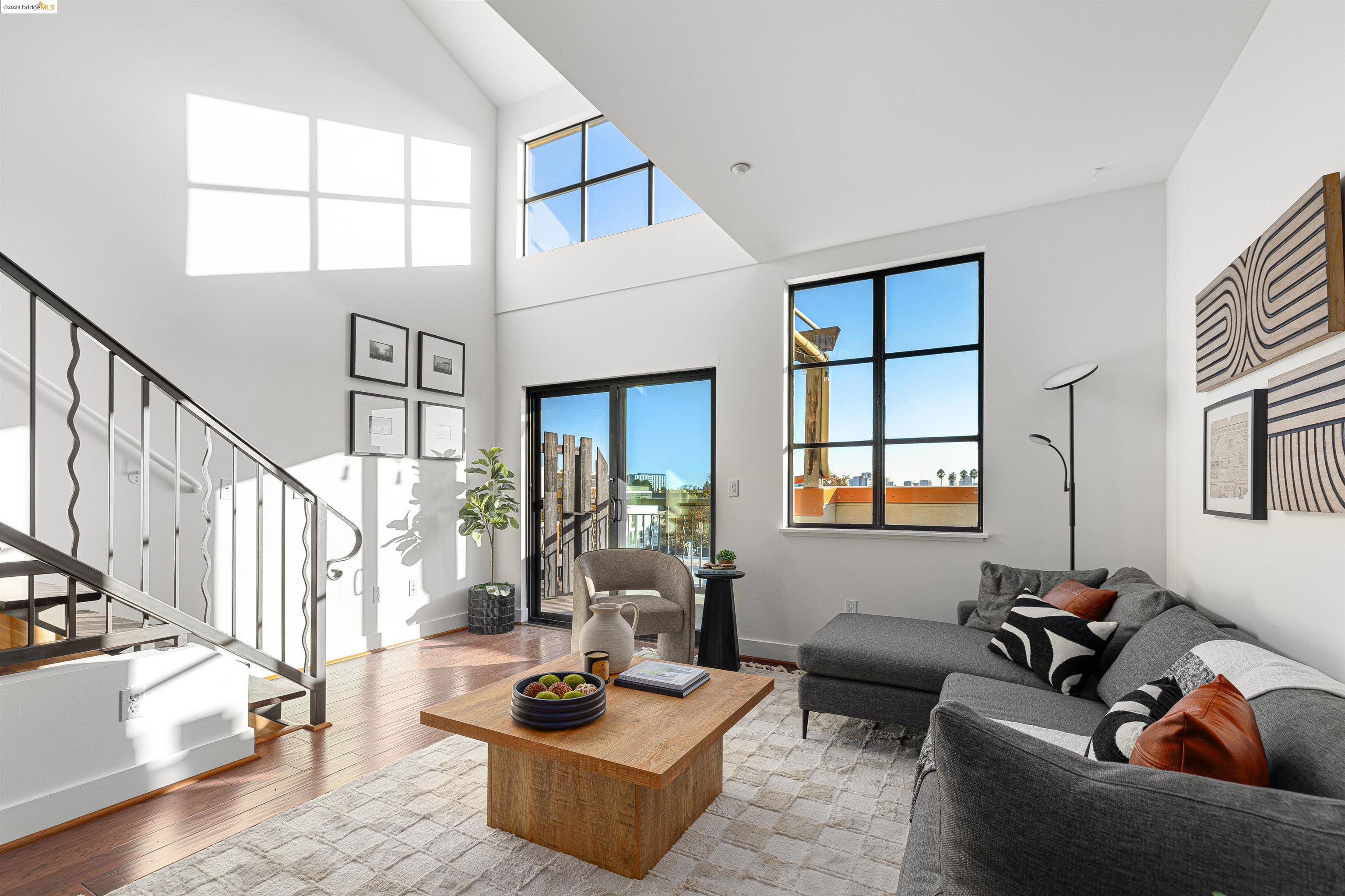 4811 Telegraph Ave # 508