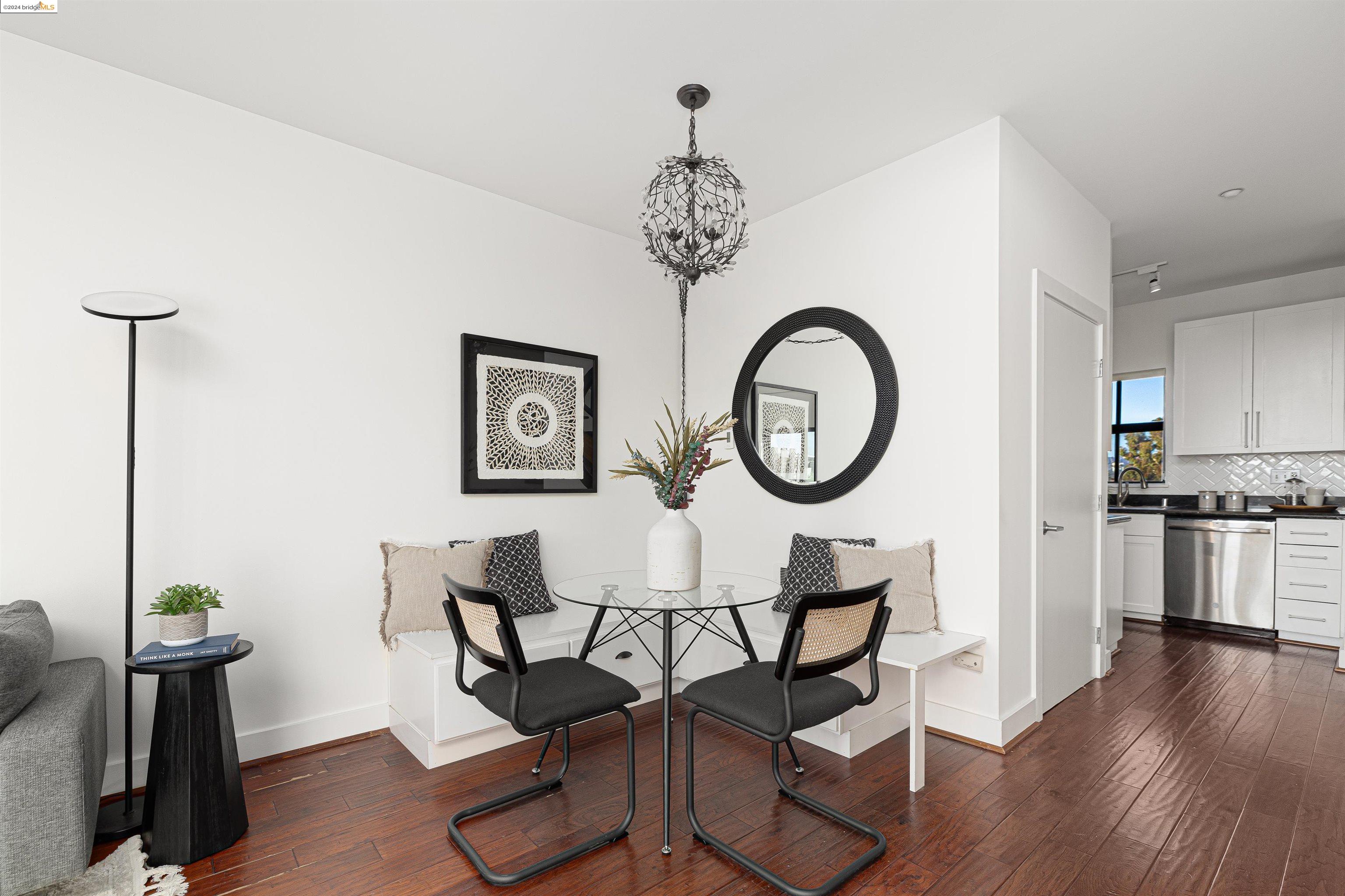 4811 Telegraph Ave # 508