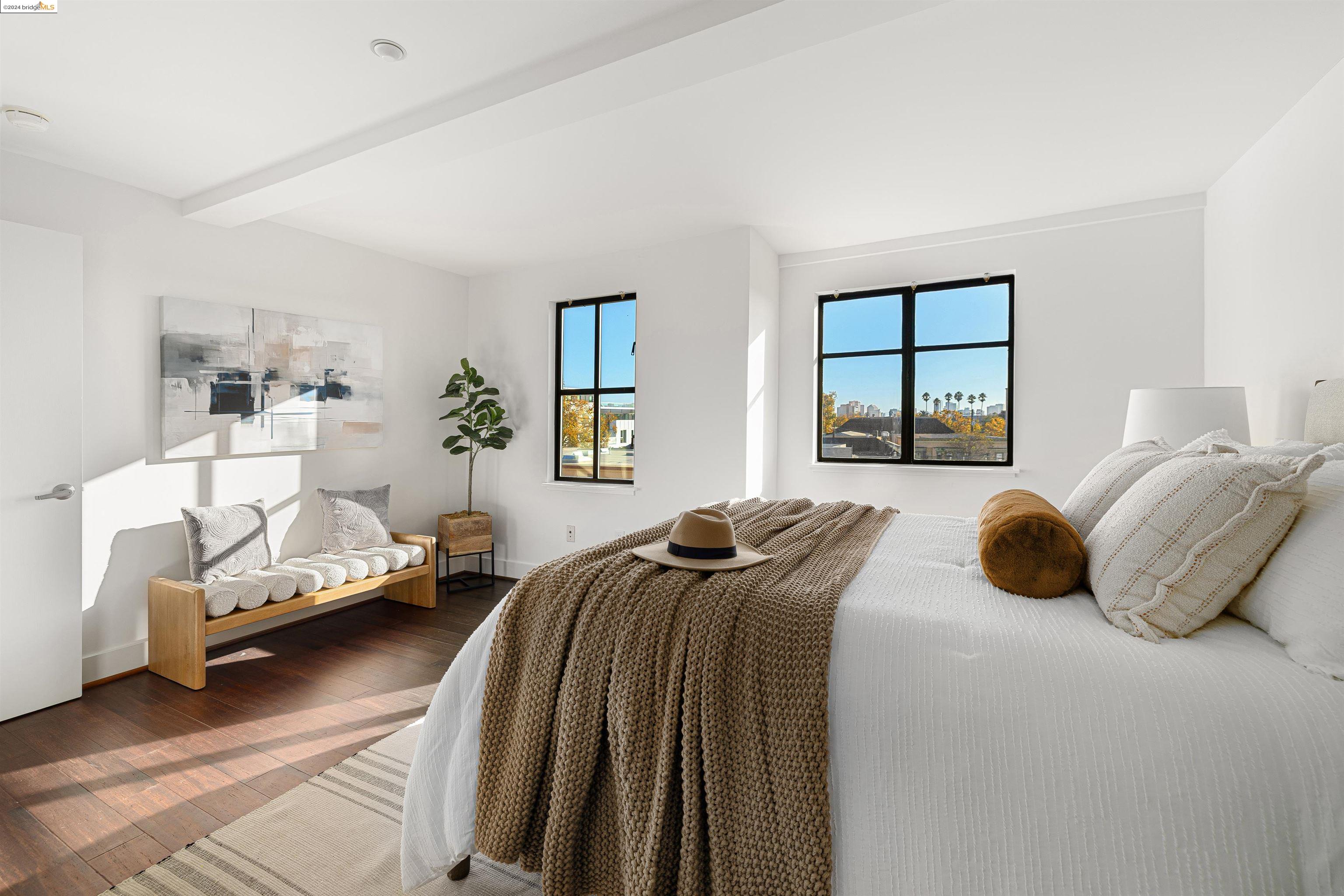 4811 Telegraph Ave # 508