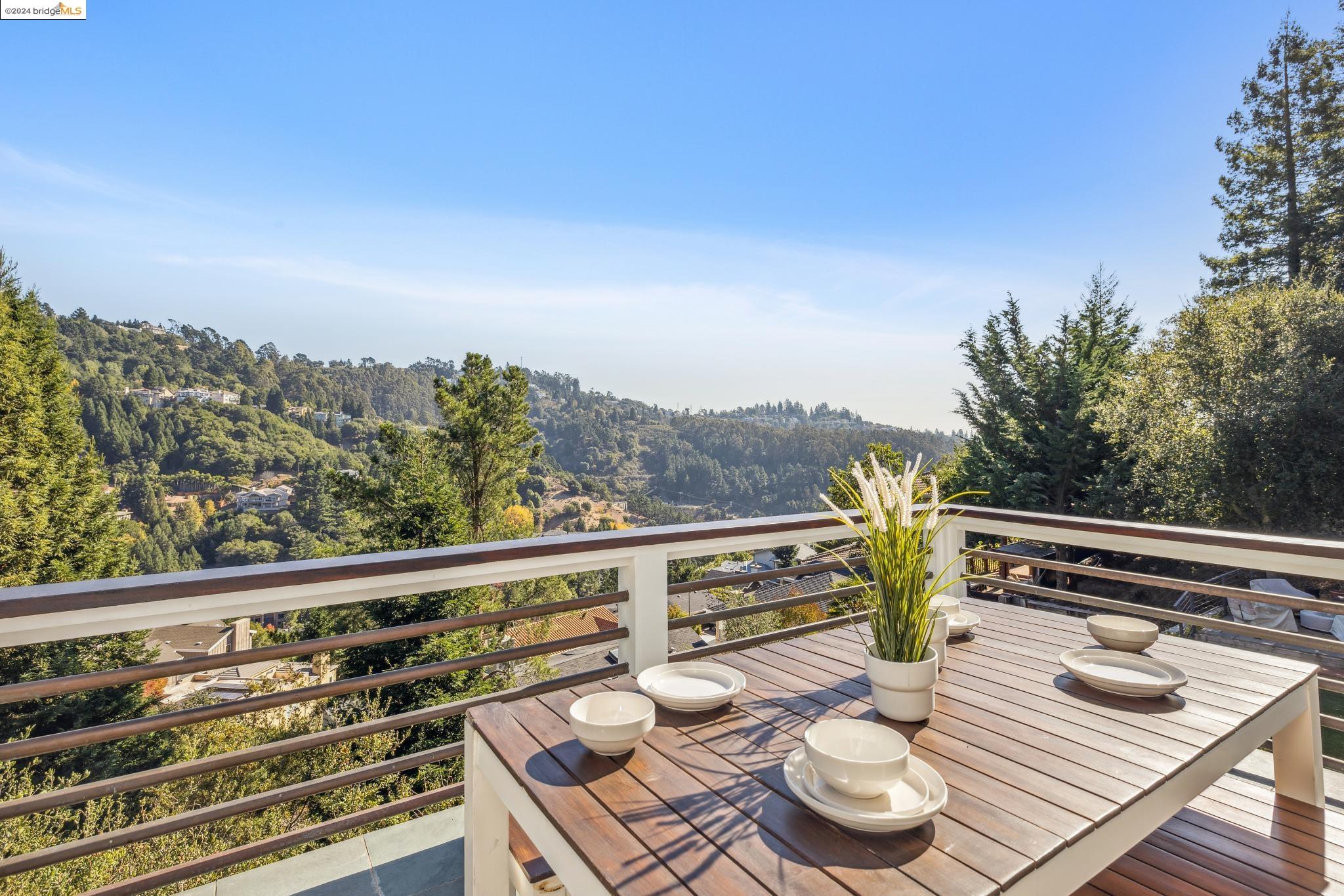 6938 Buckingham Blvd