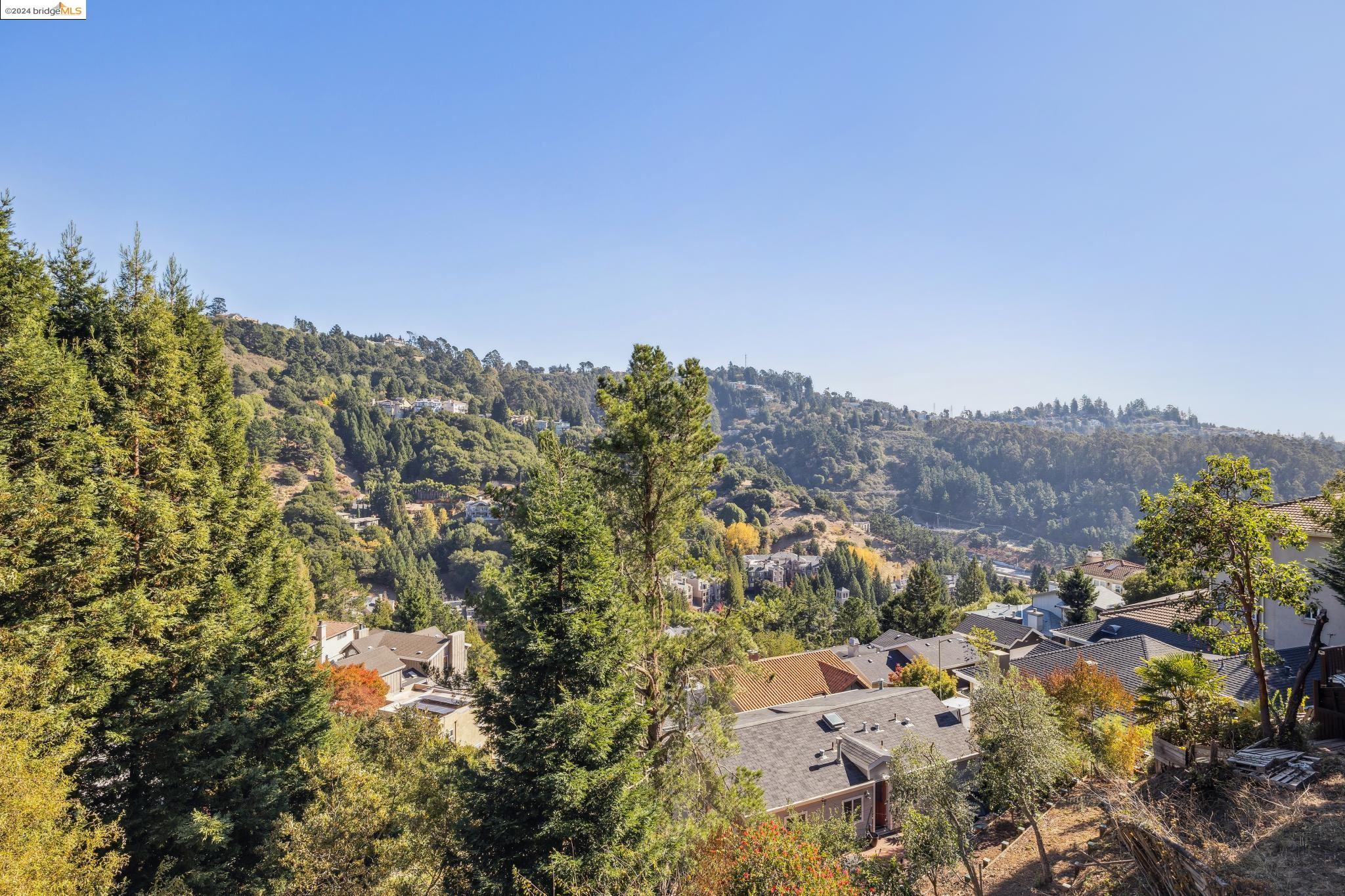 6938 Buckingham Blvd