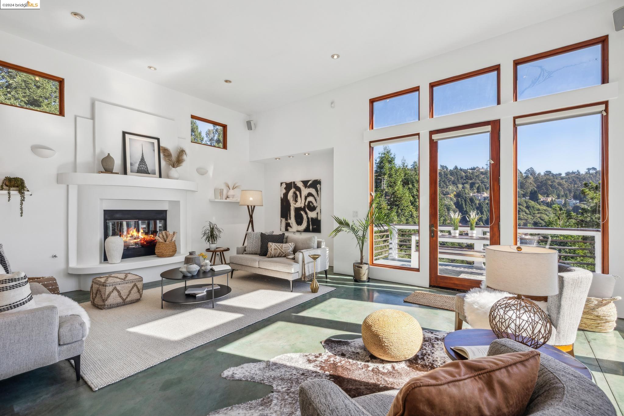 6938 Buckingham Blvd