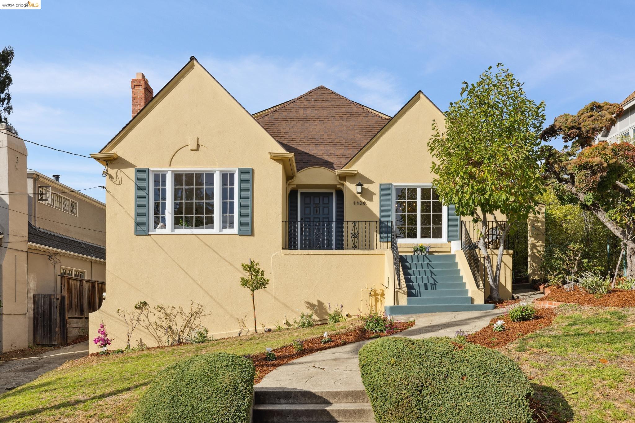 1106 Clarendon Cres.