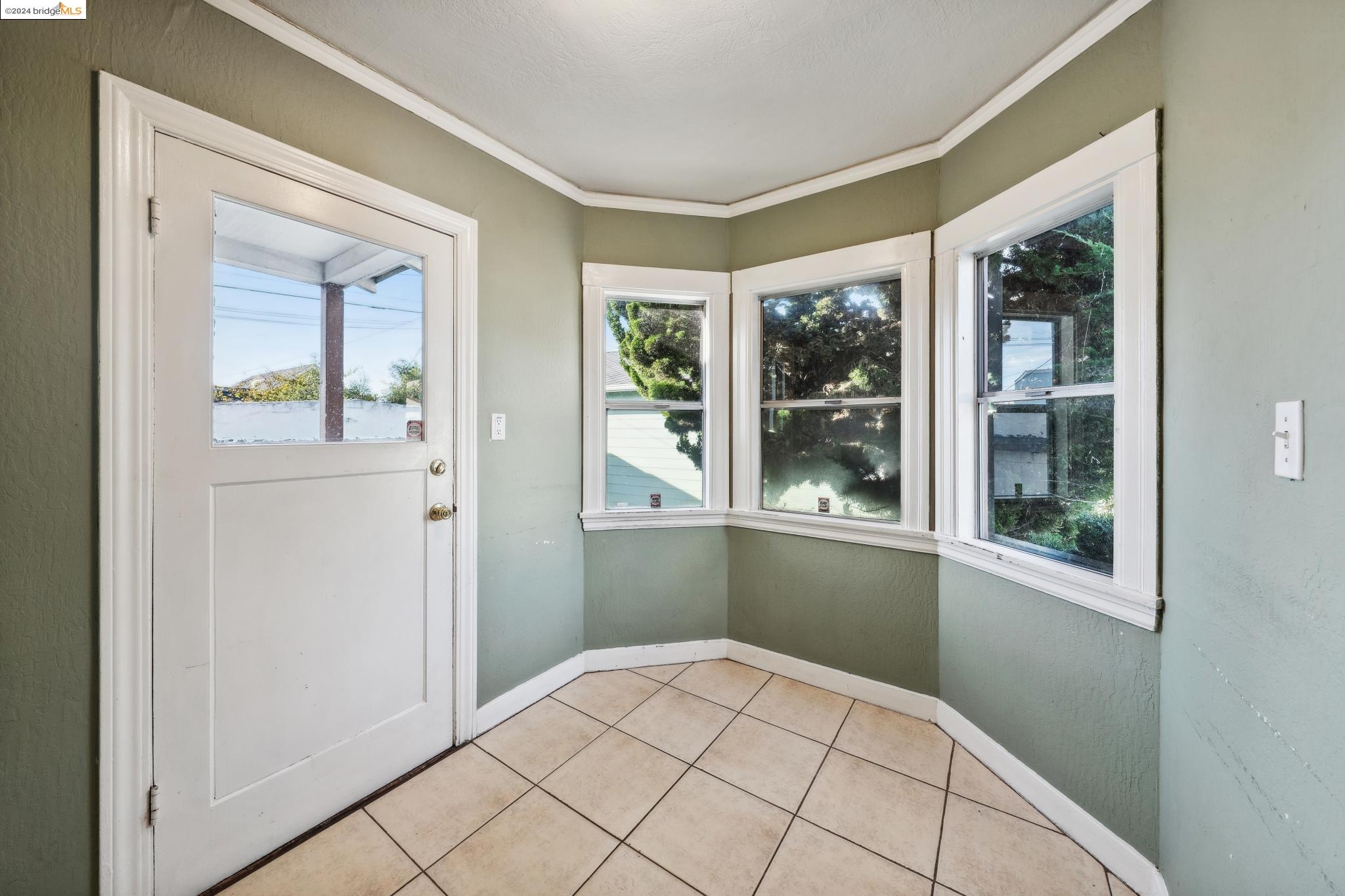 455 Key Blvd