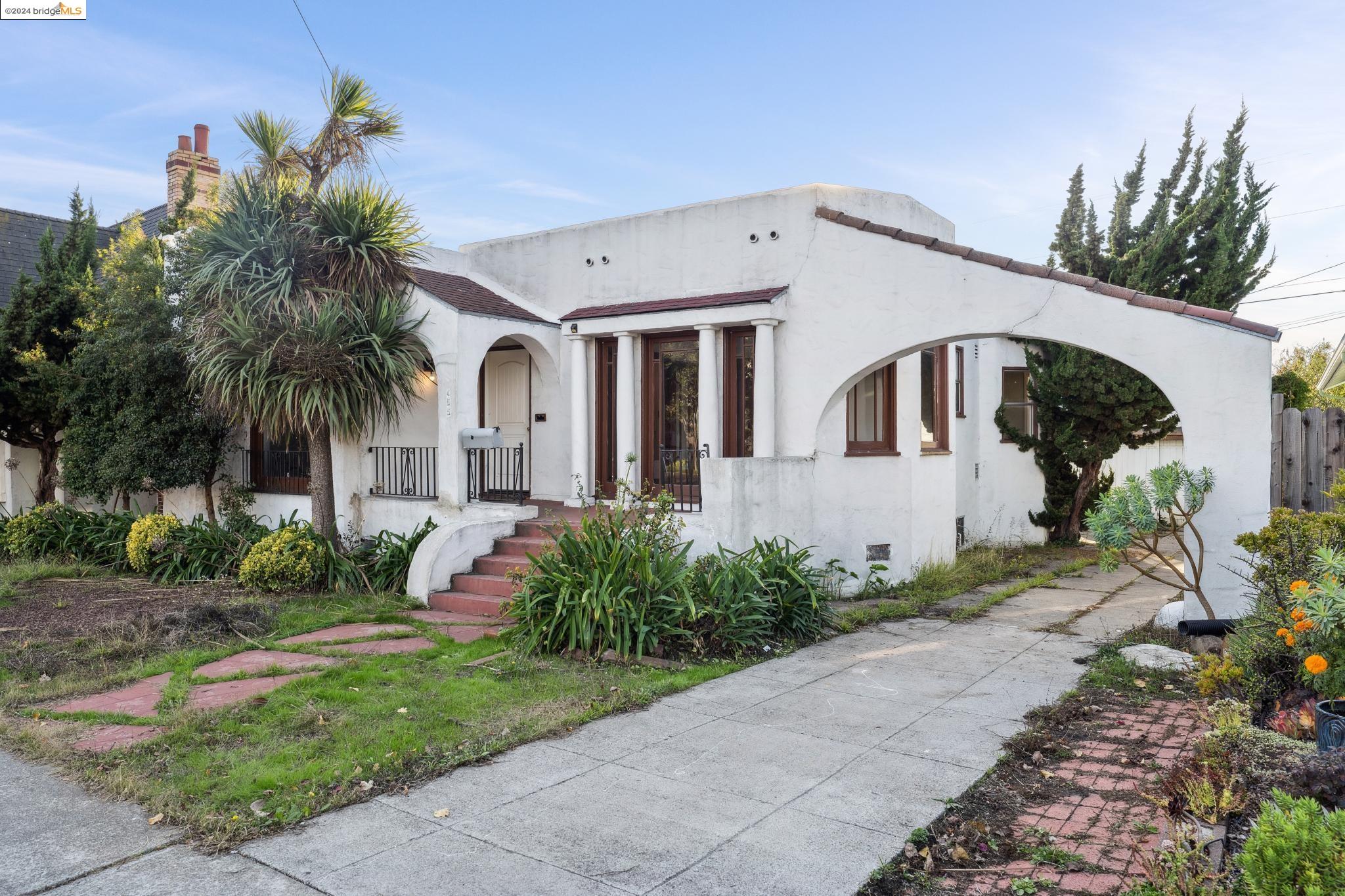 455 Key Blvd
