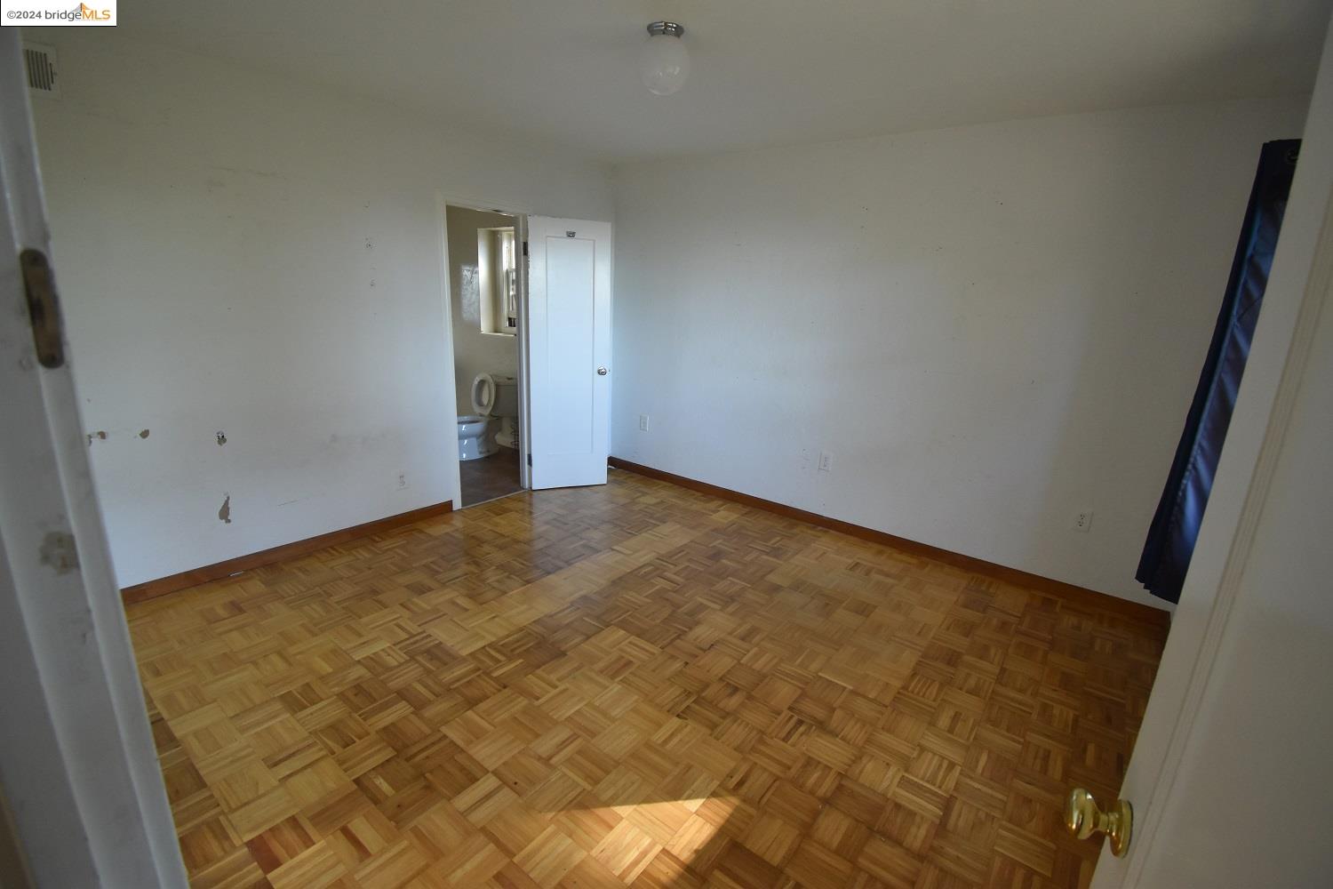 1168 Sterling Ave