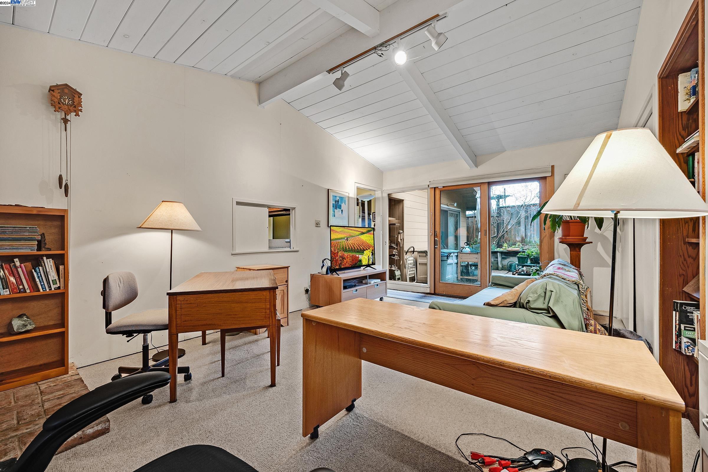 663 Grizzly Peak Blvd