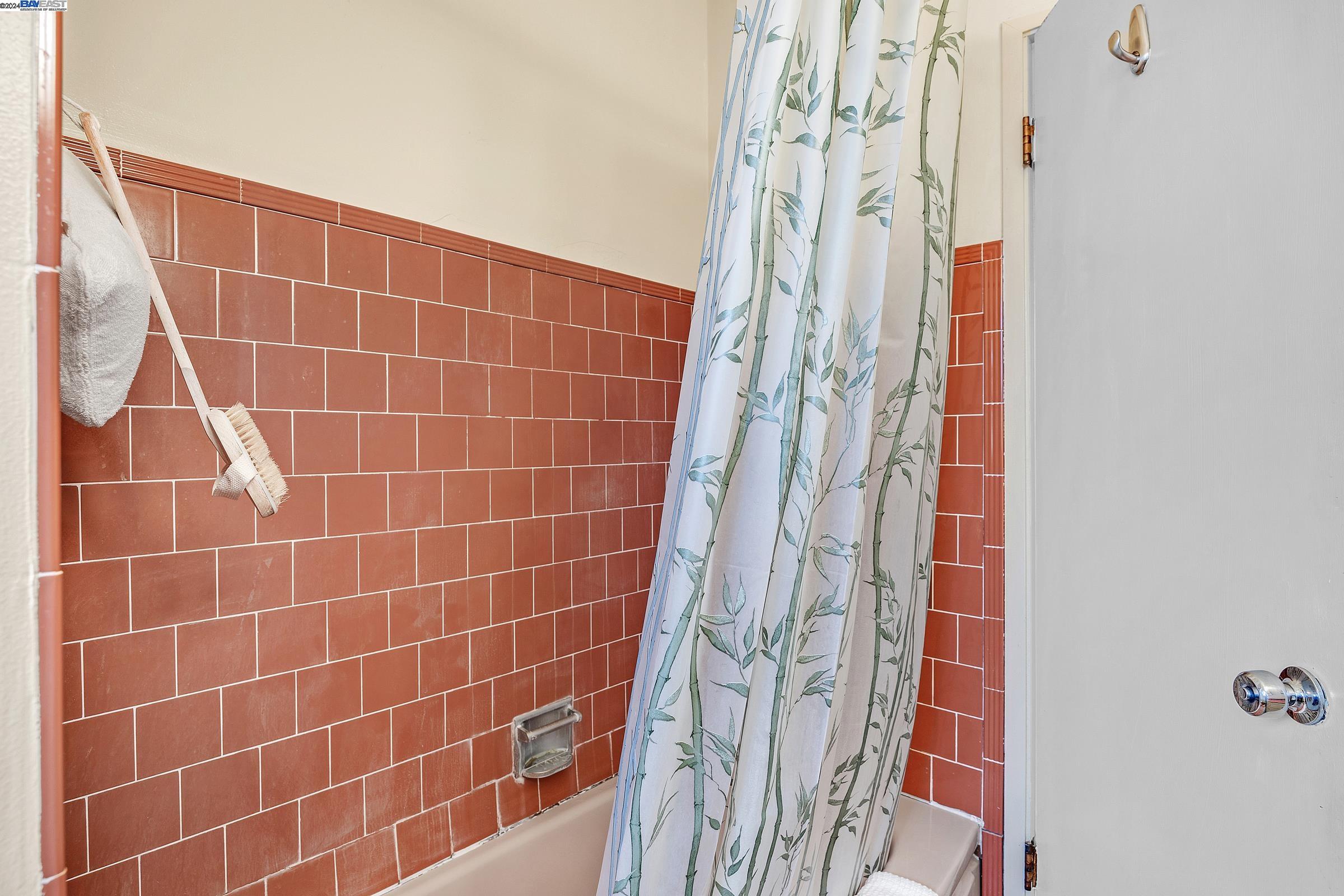 663 Grizzly Peak Blvd