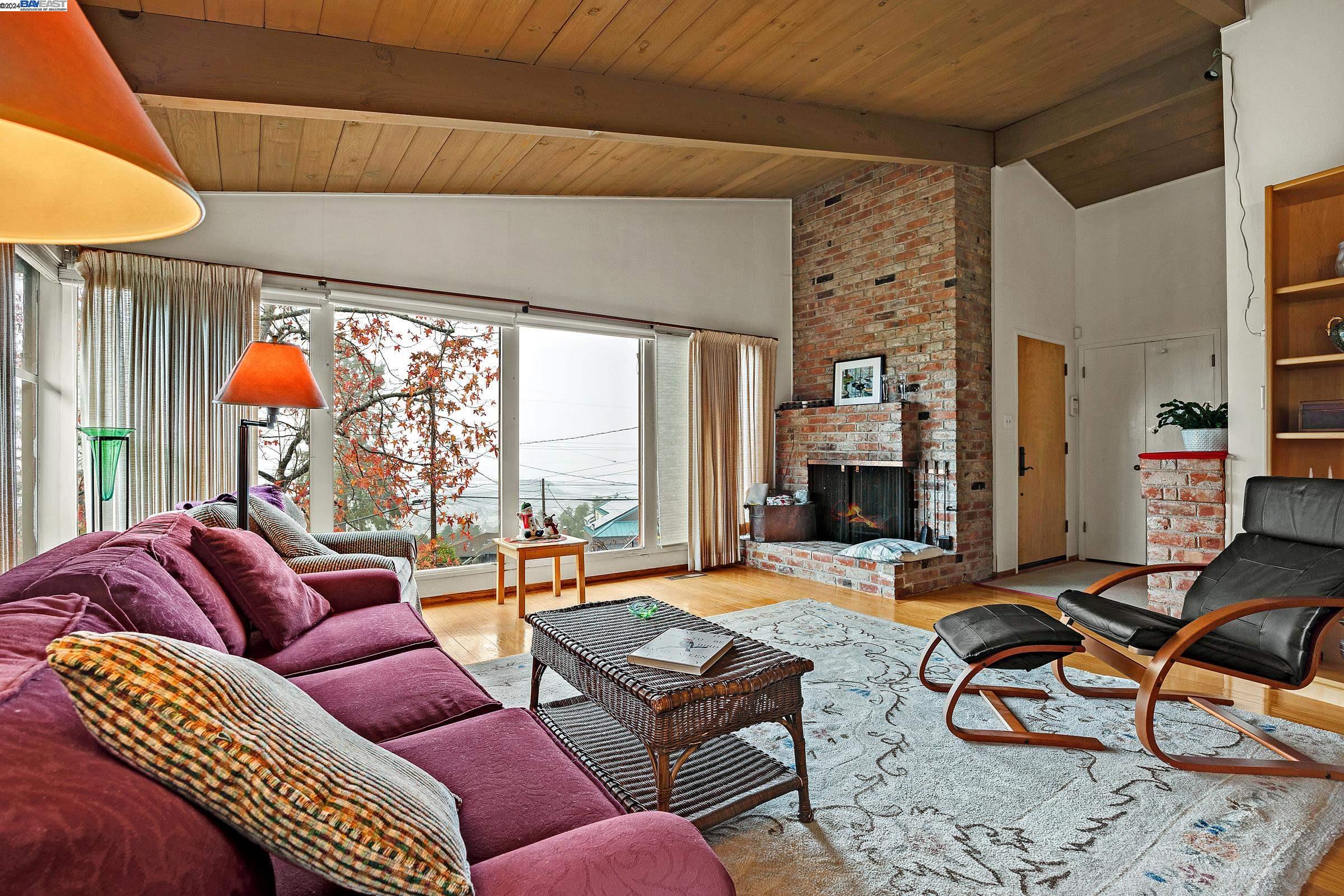 663 Grizzly Peak Blvd