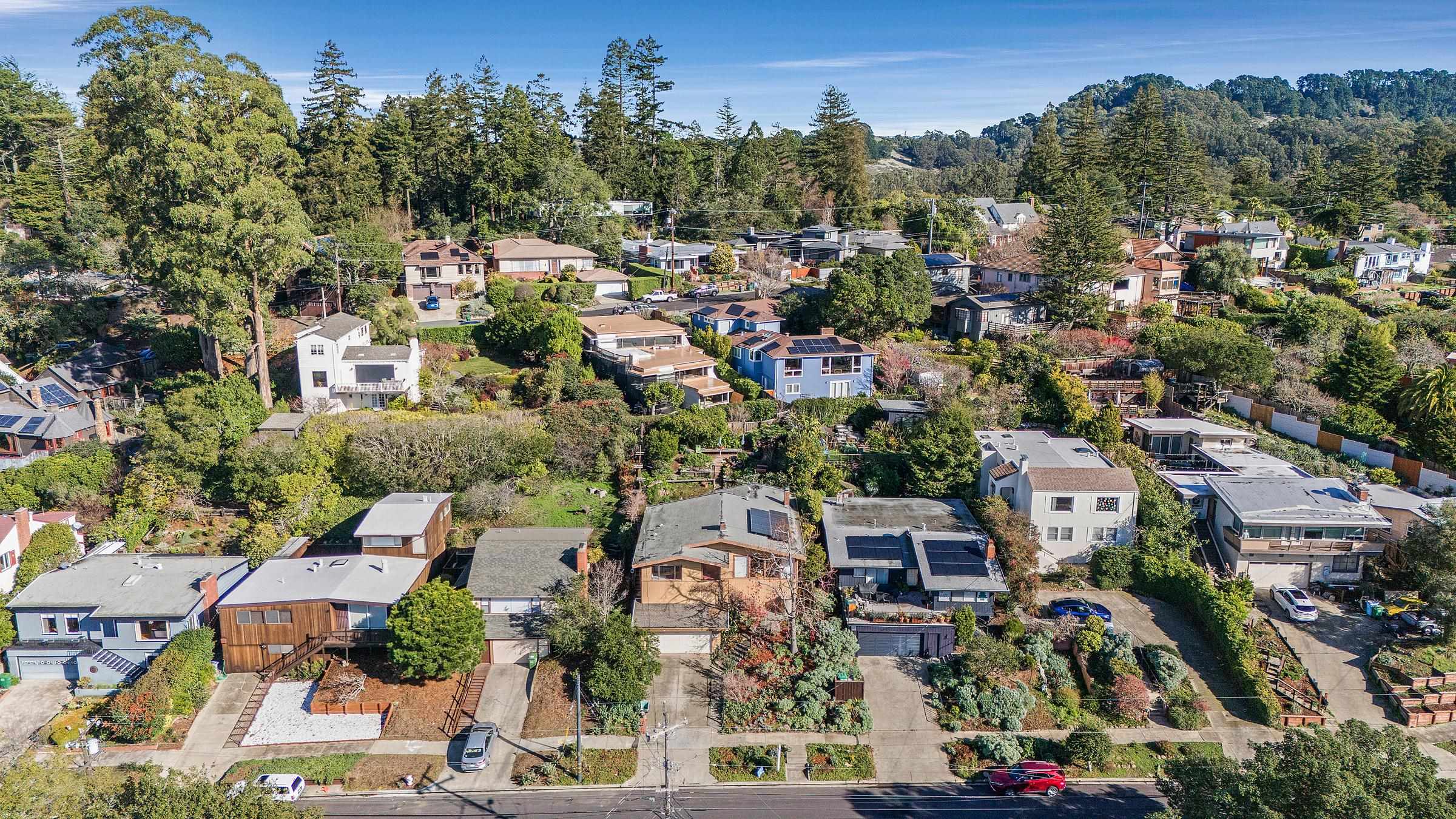 663 Grizzly Peak Blvd