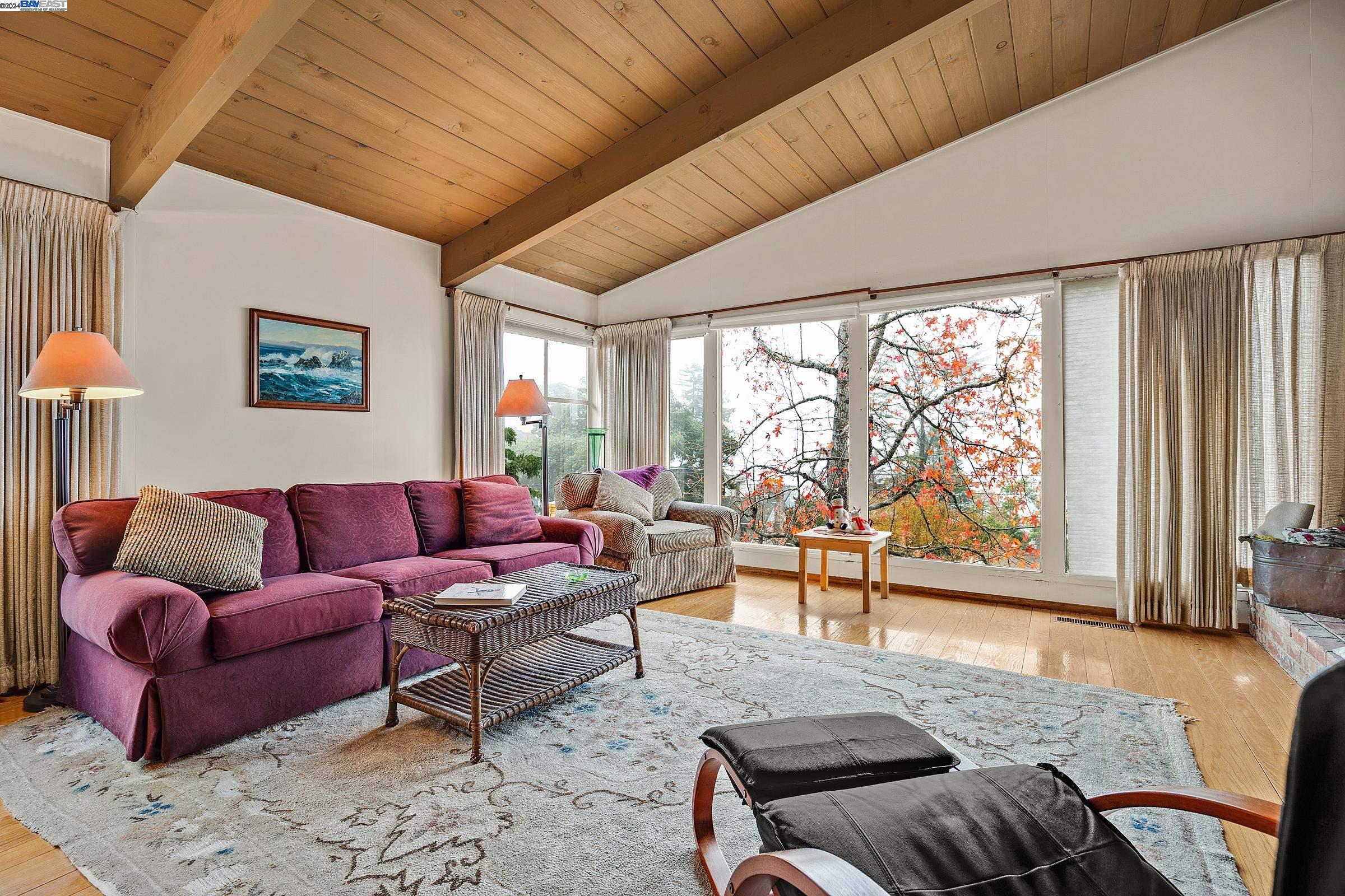 663 Grizzly Peak Blvd