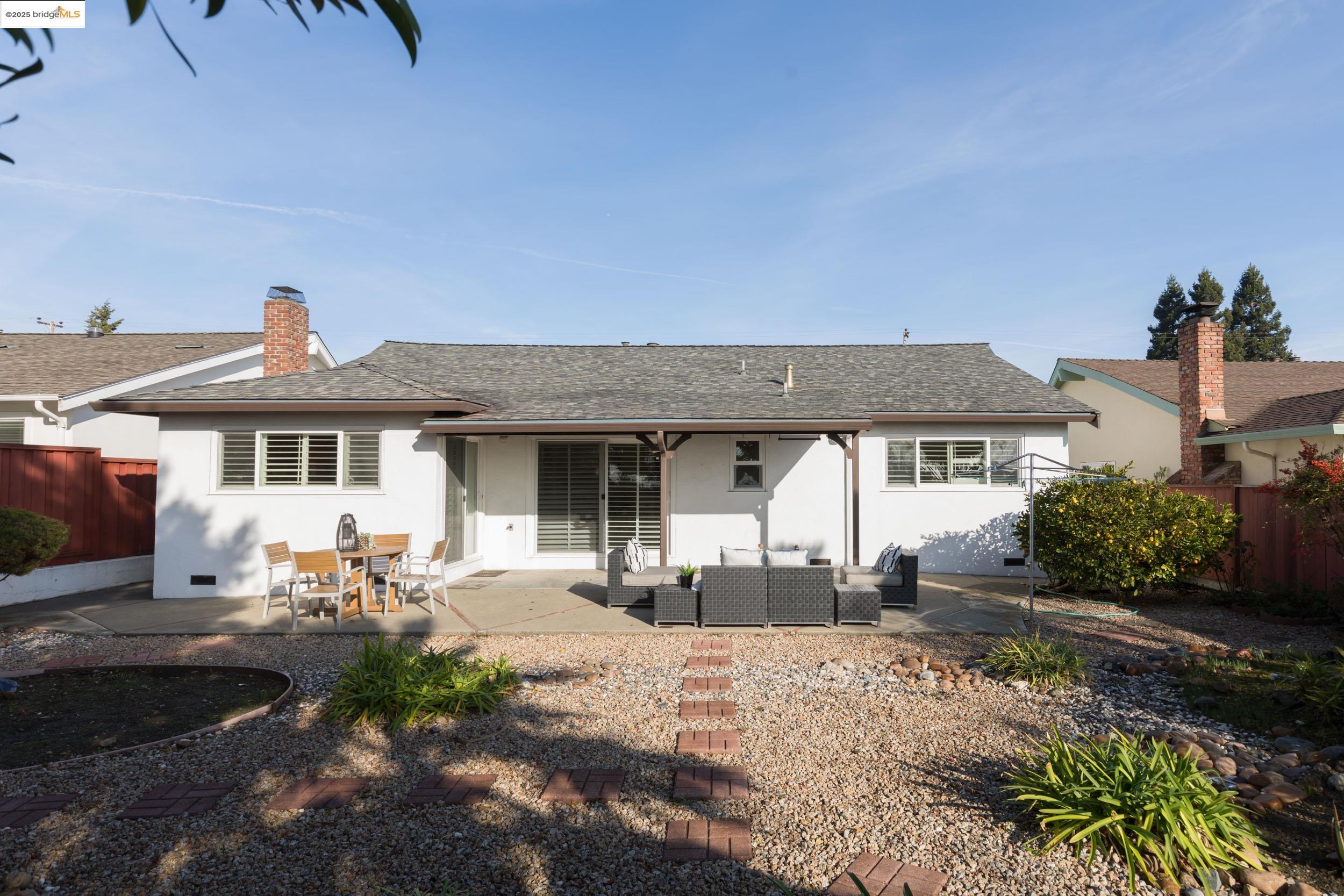 5225 Reedley Way