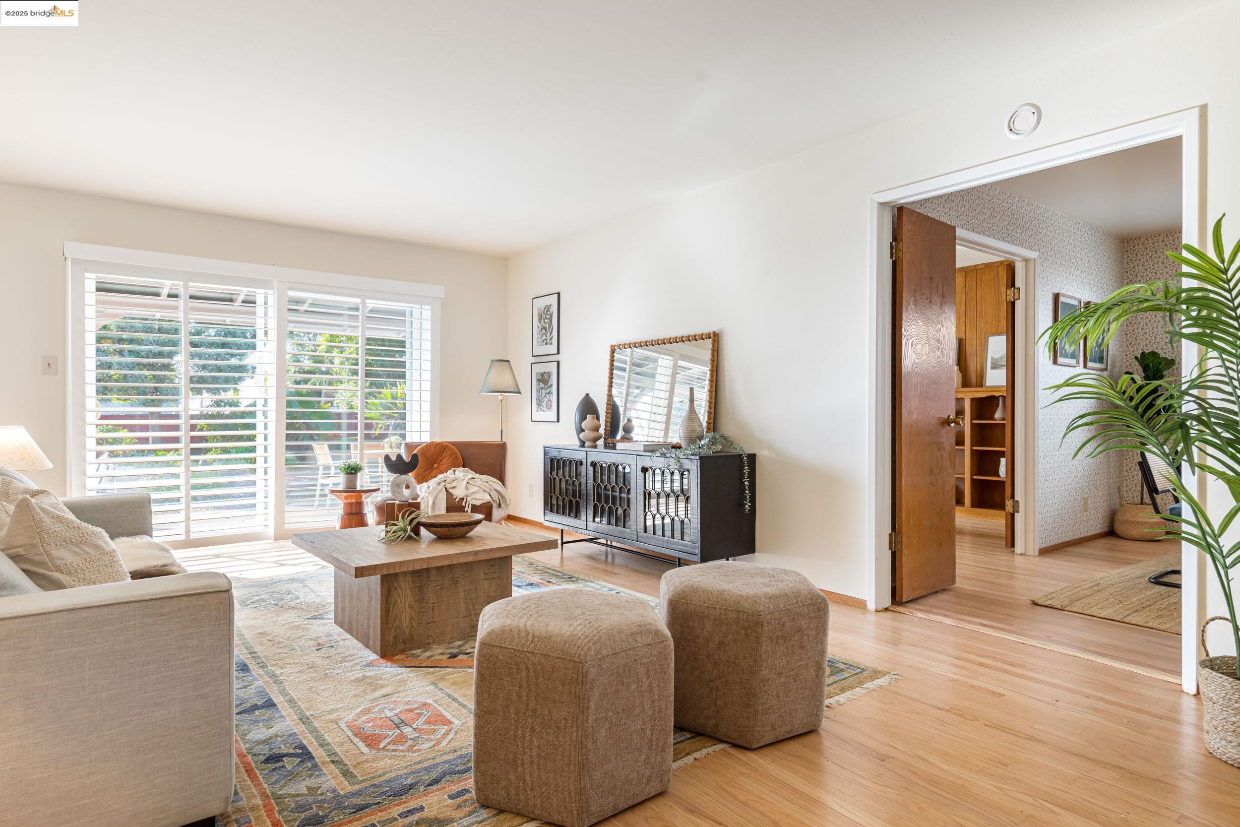 5225 Reedley Way