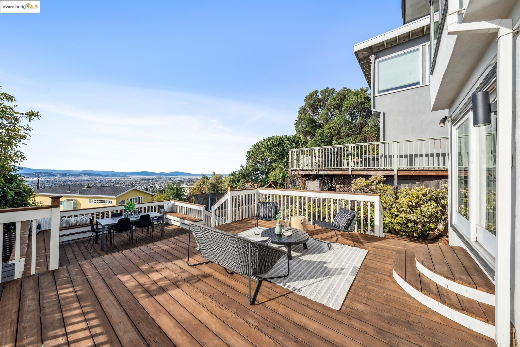 1646 Aqua Vista Road