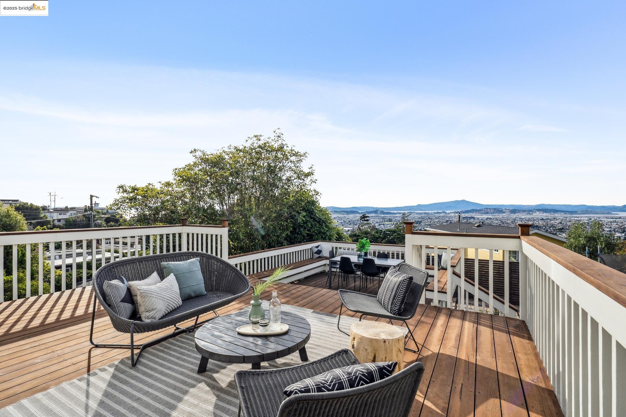 1646 Aqua Vista Road