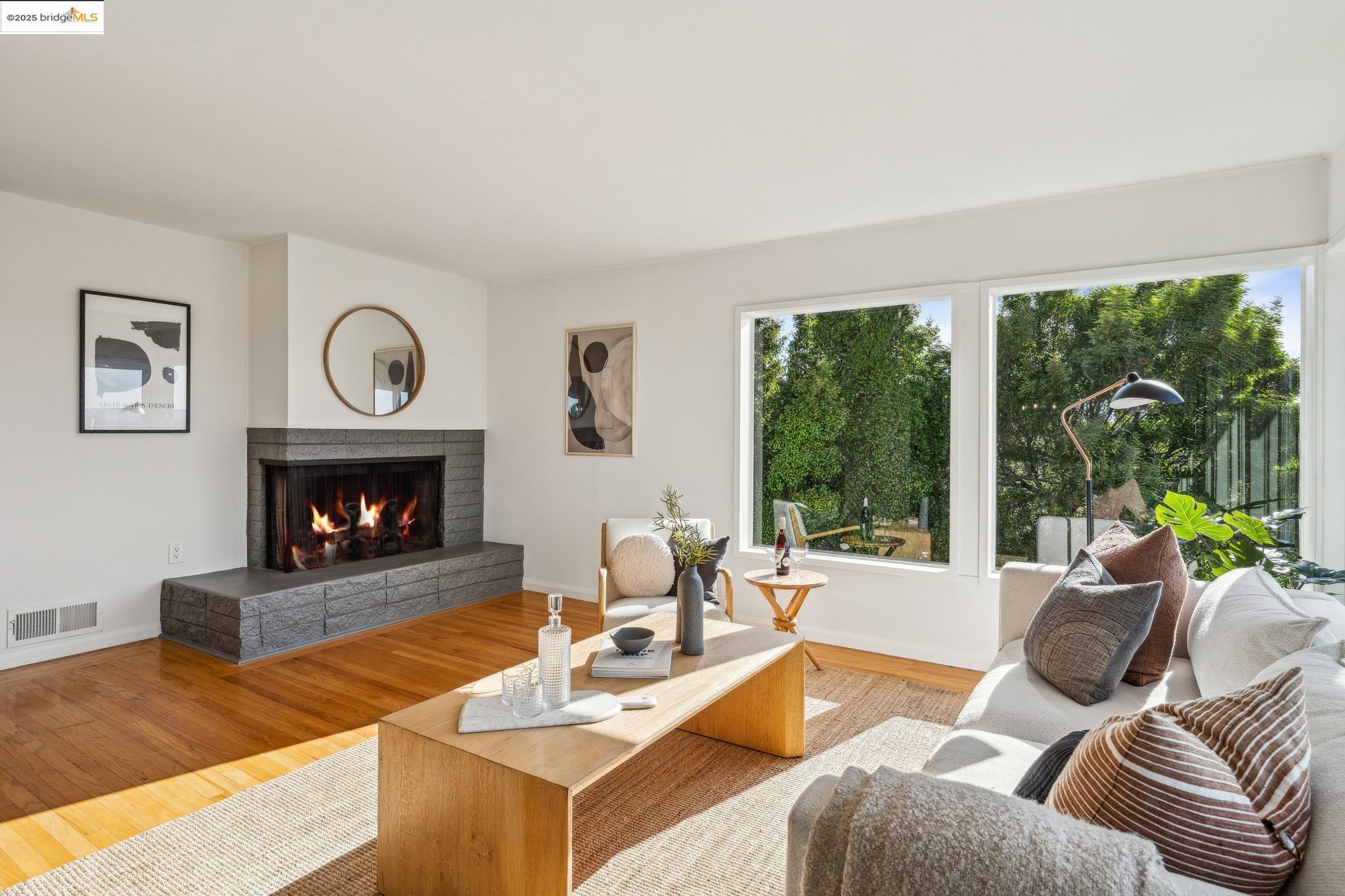 1646 Aqua Vista Road